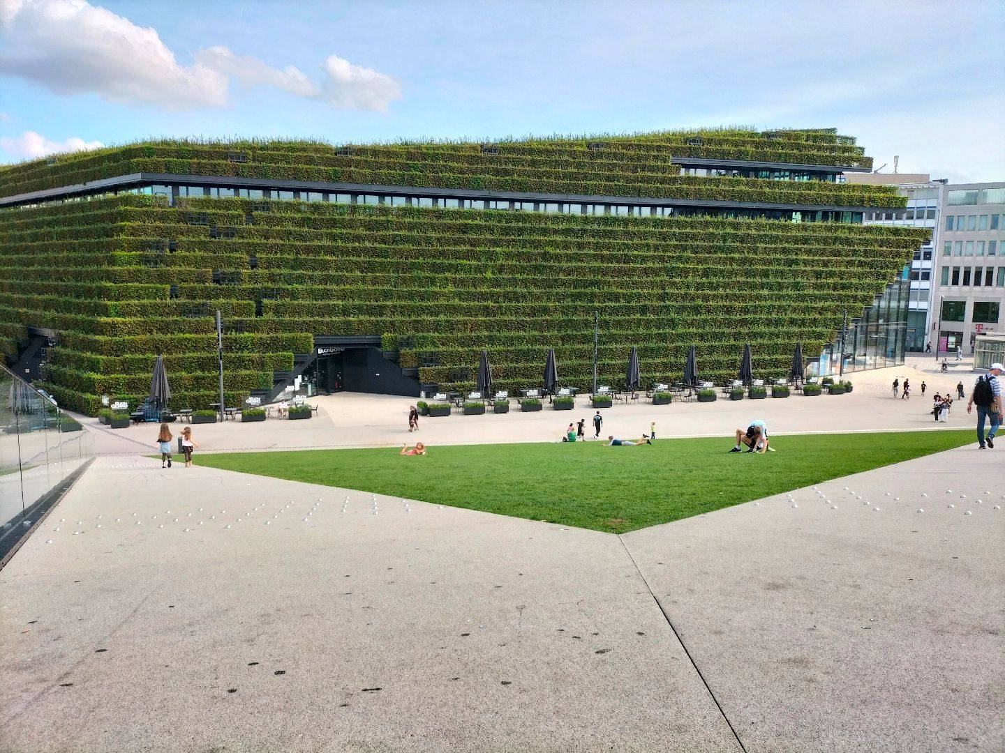 Image 4 of 6