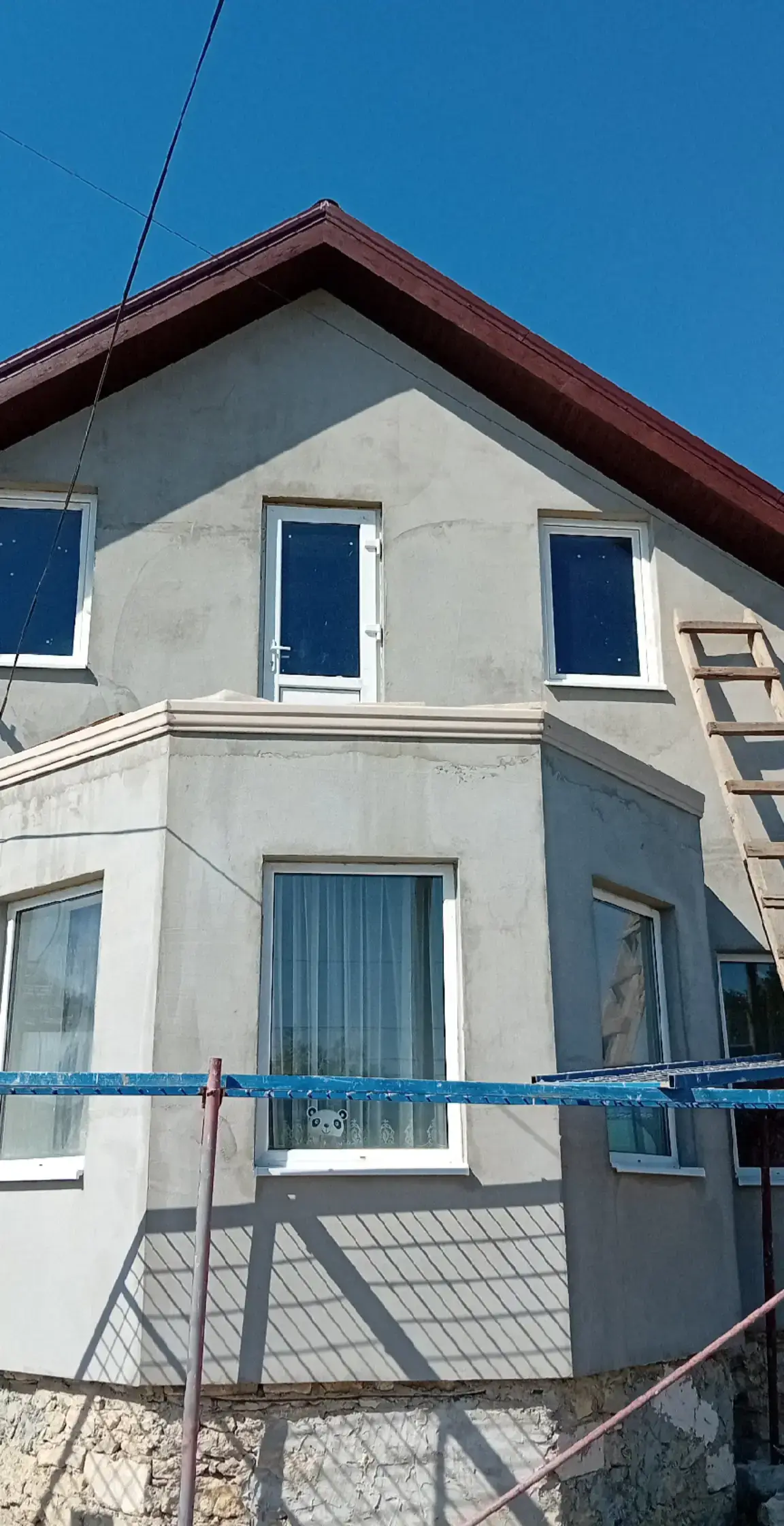 Image 1 of 8