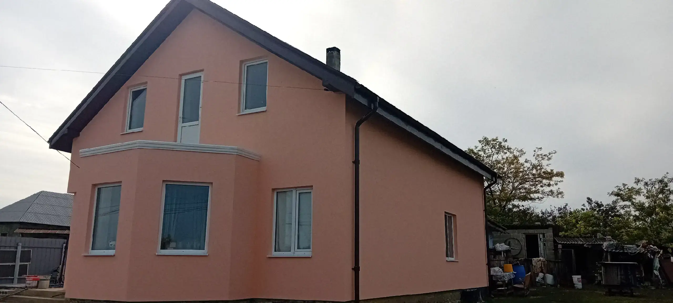 Image 6 of 8
