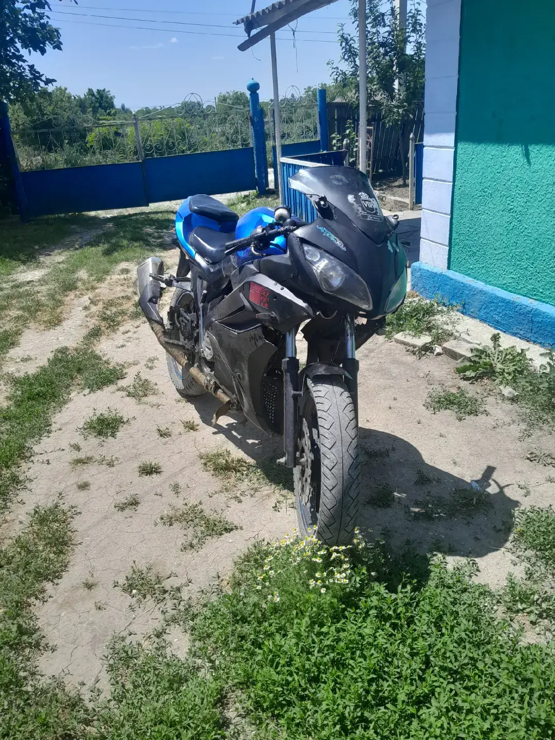 Image 2 of 2