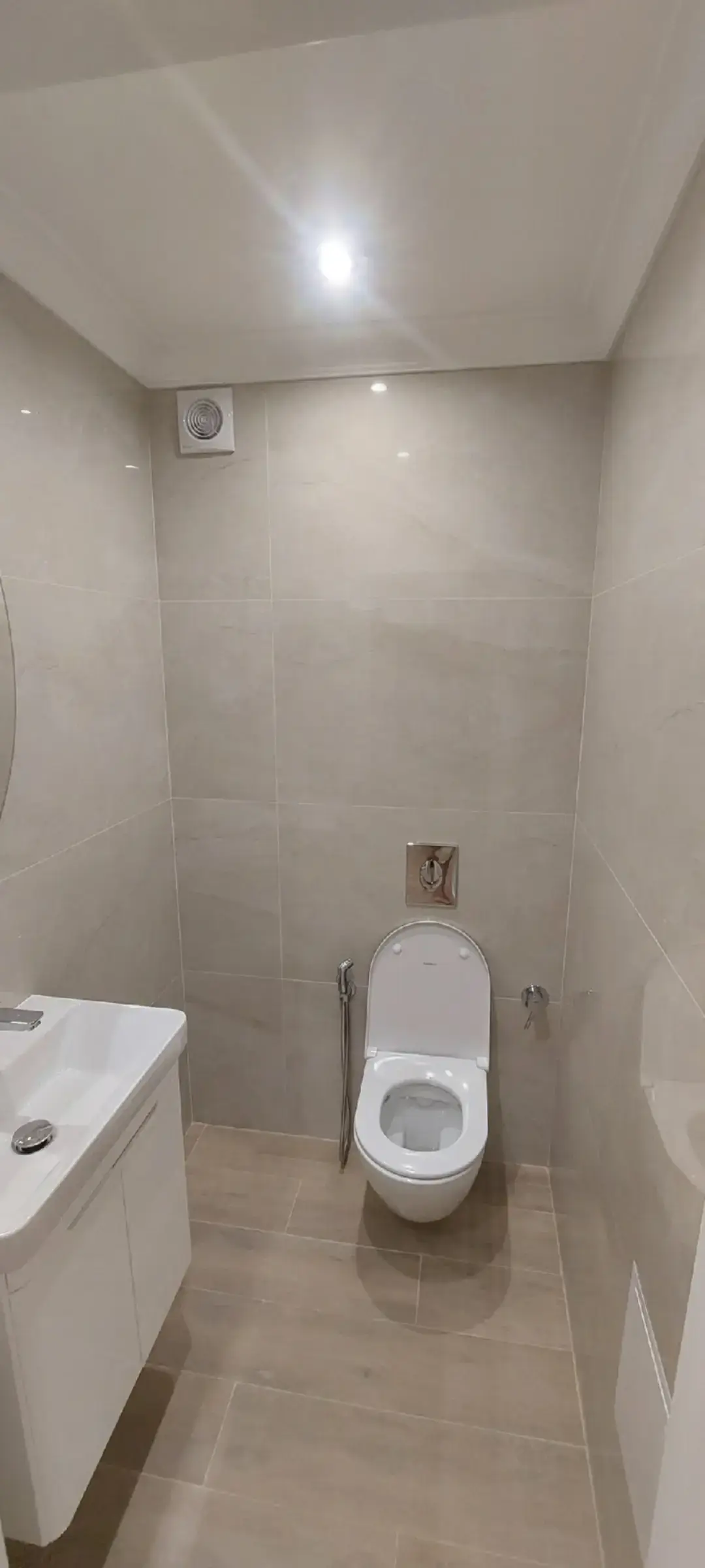 Image 4 of 9