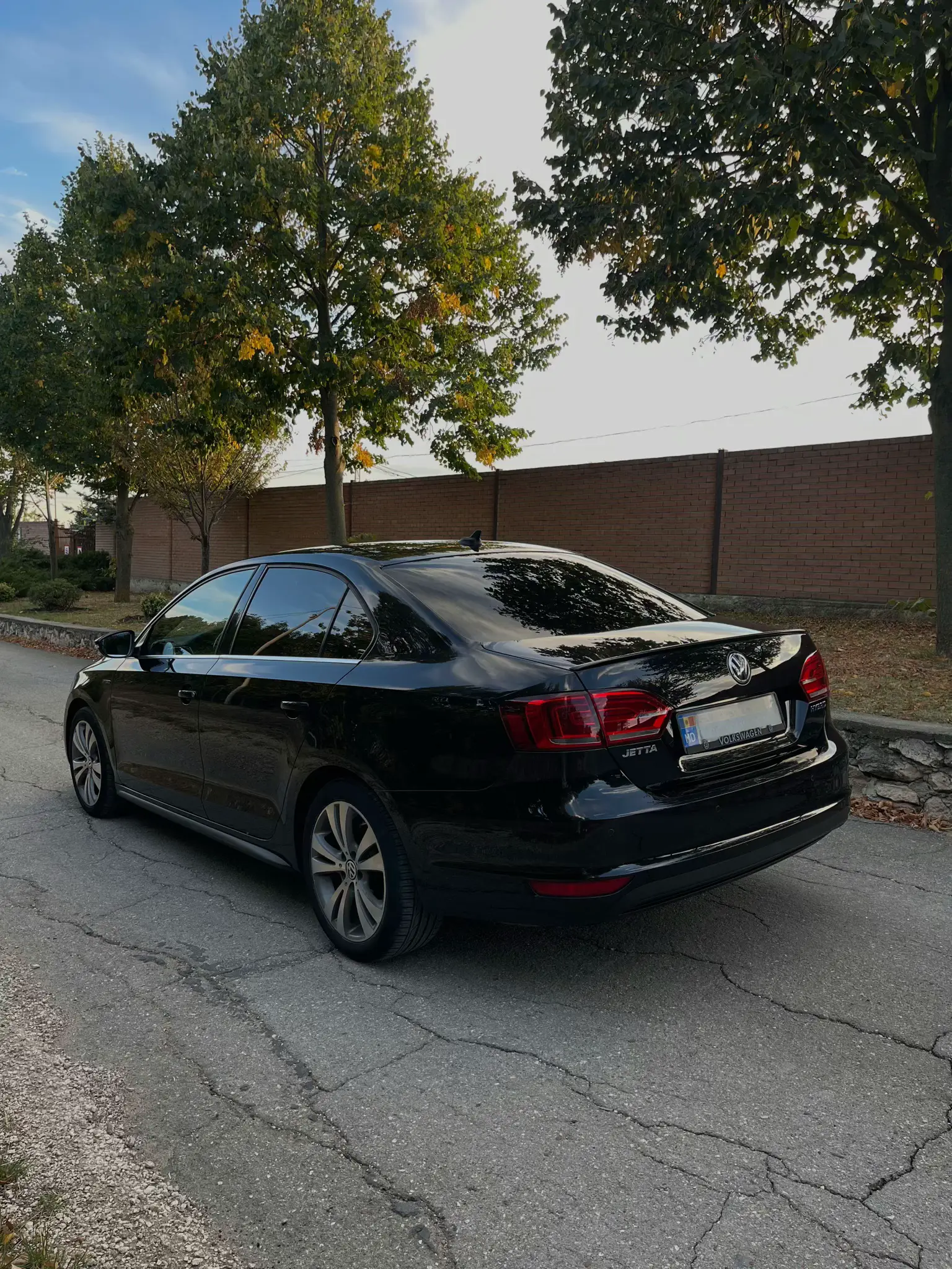Image 4 of 6