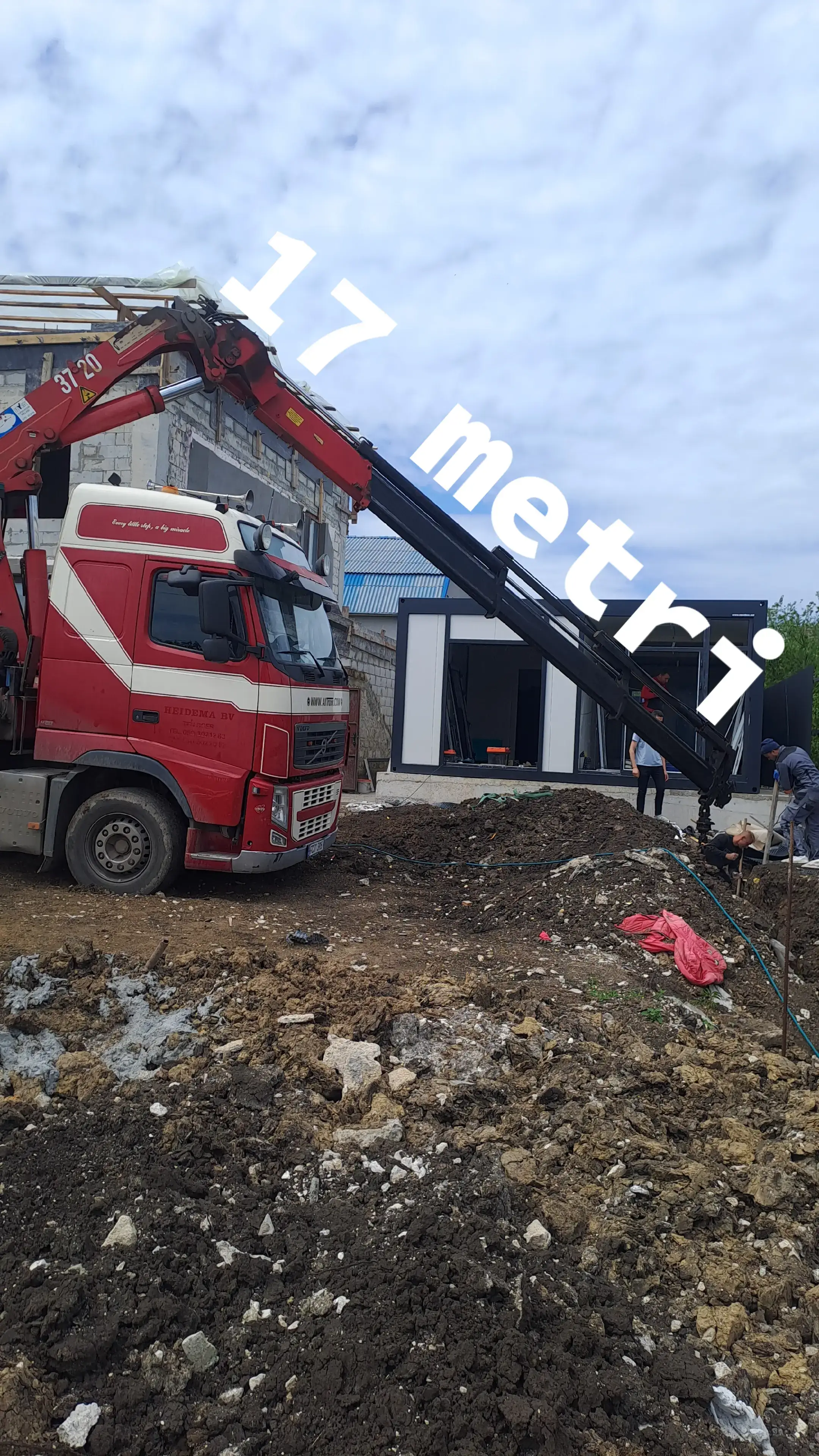Image 2 of 20