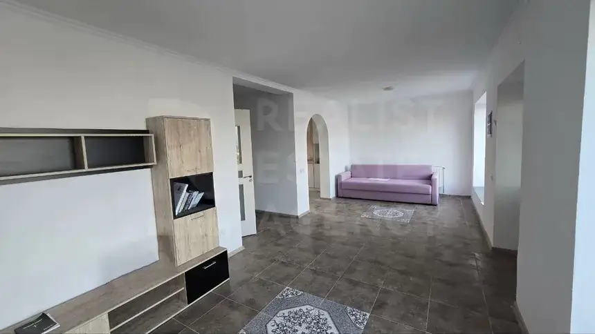 Image 6 of 12