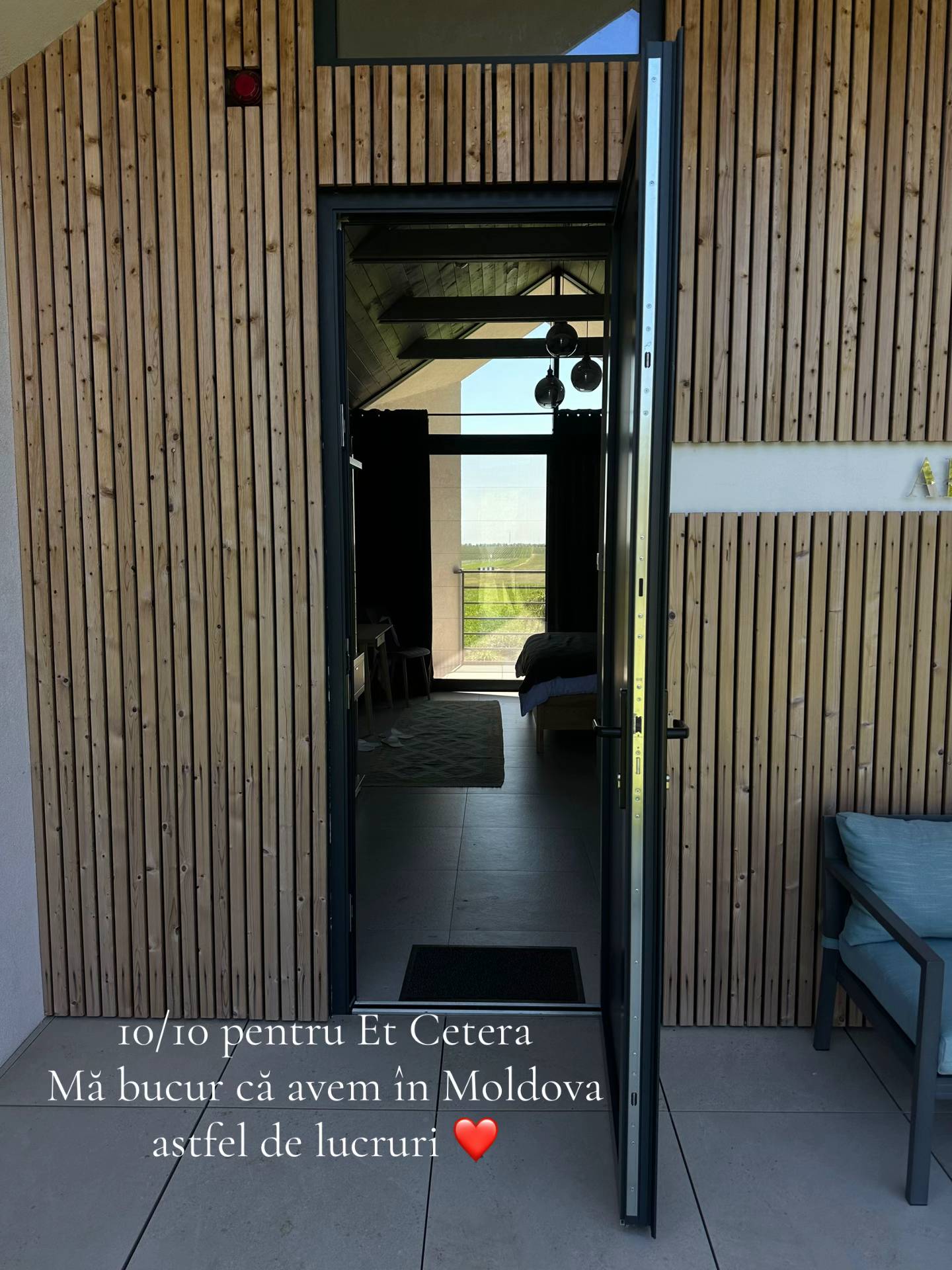 Image 7 of 7