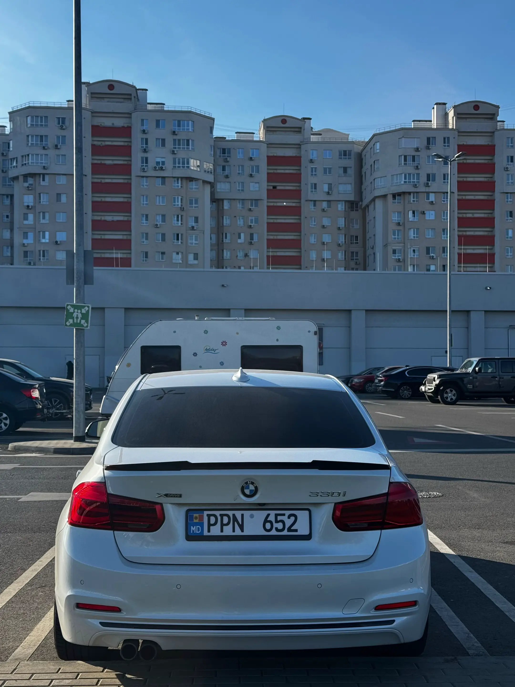 Image 4 of 5