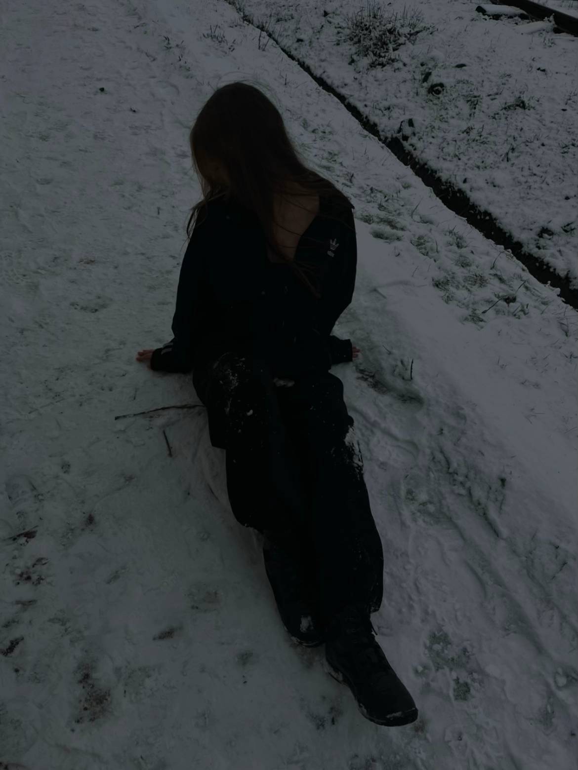 Image 2 of 6