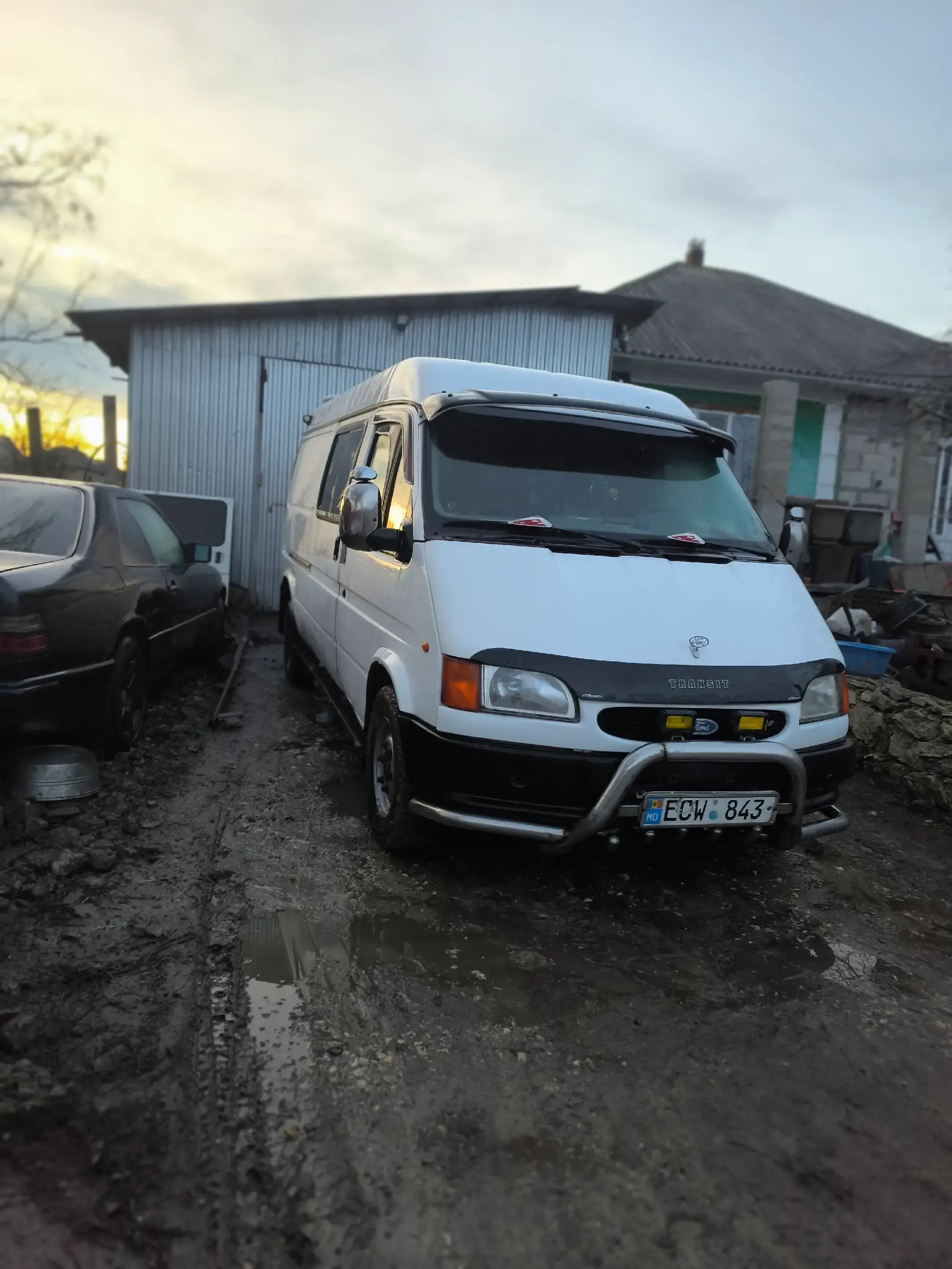 Image 4 of 8