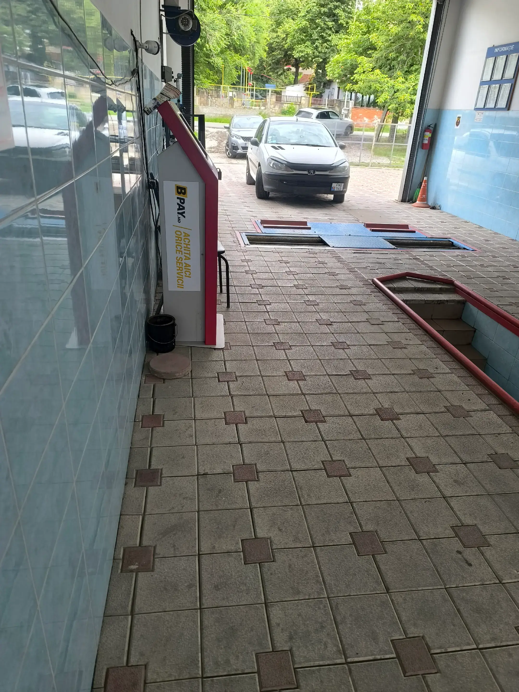 Image 8 of 8