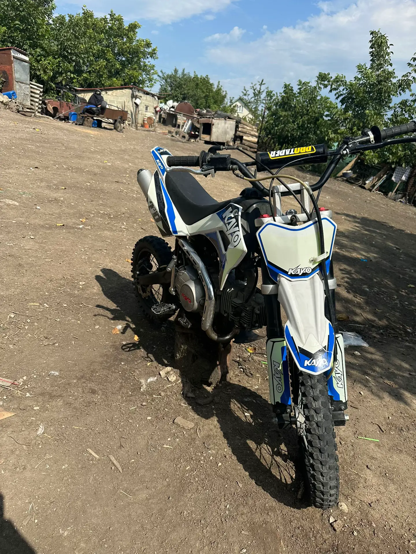 Image 2 of 4