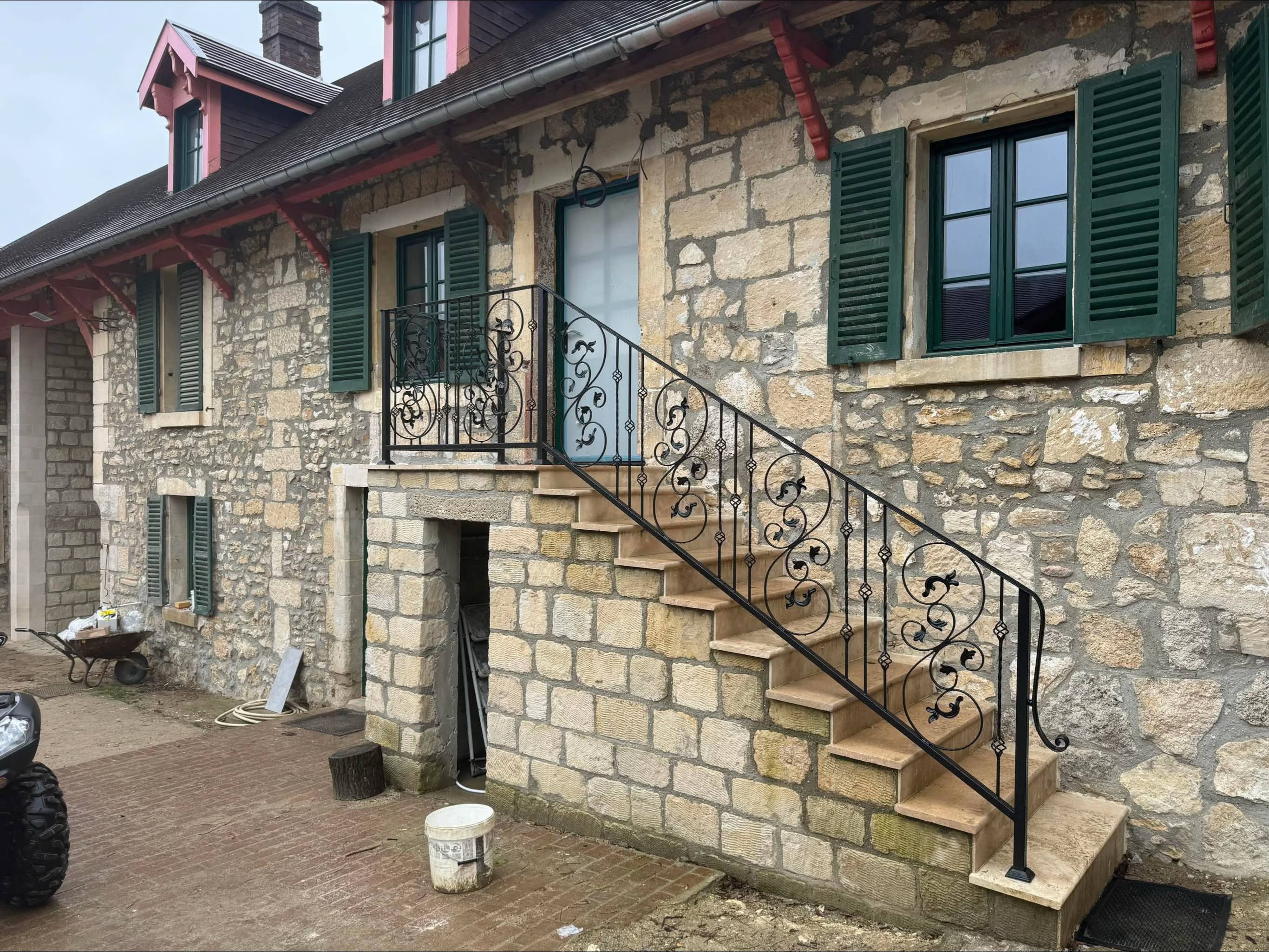 Image 7 of 7
