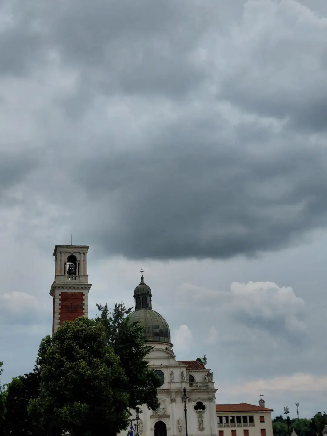 Image 6 of 6