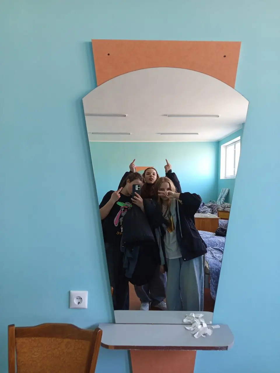 Image 4 of 24