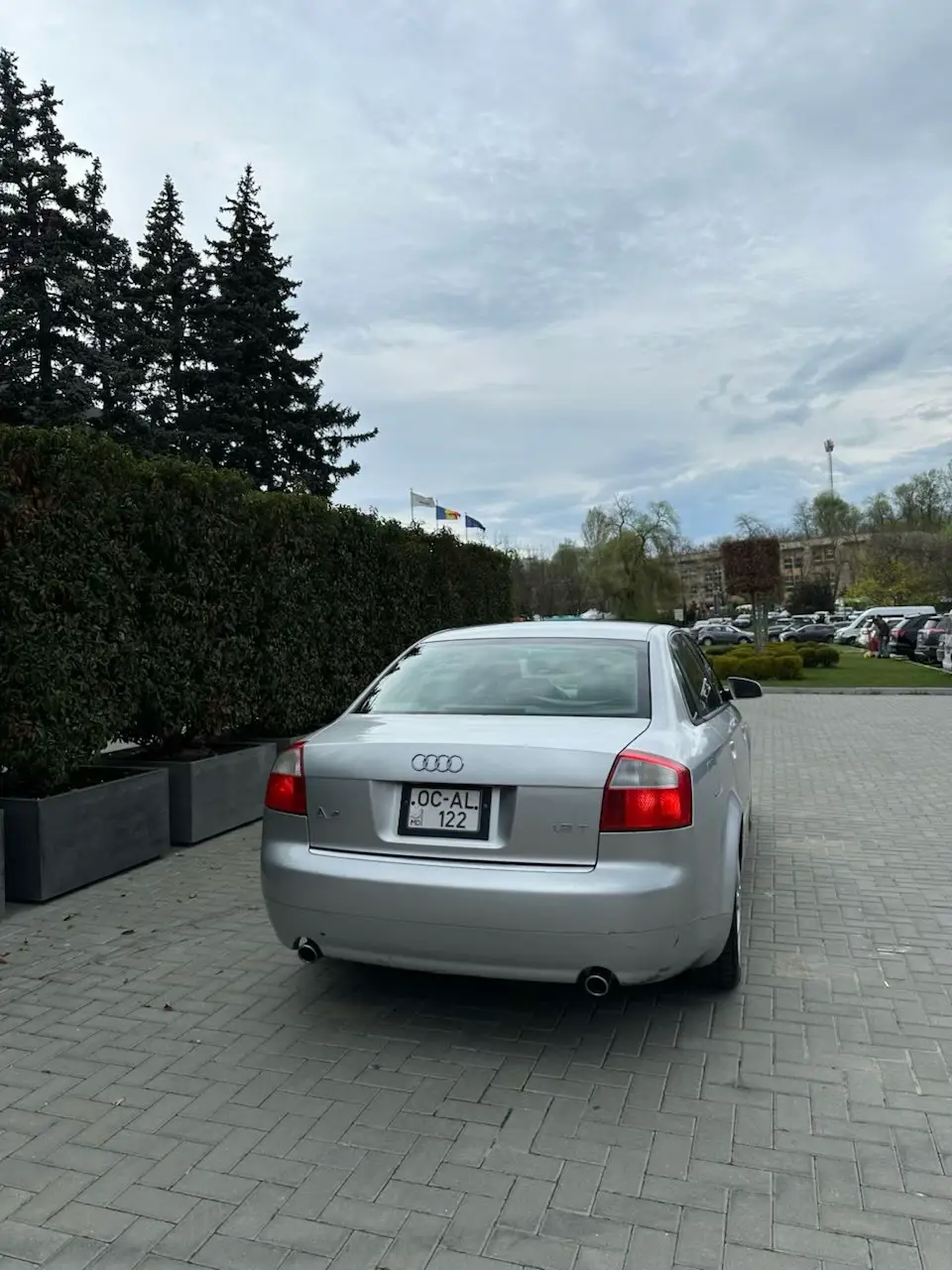 Image 2 of 10
