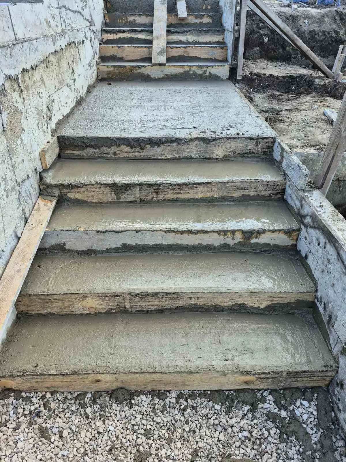 Image 17 of 19