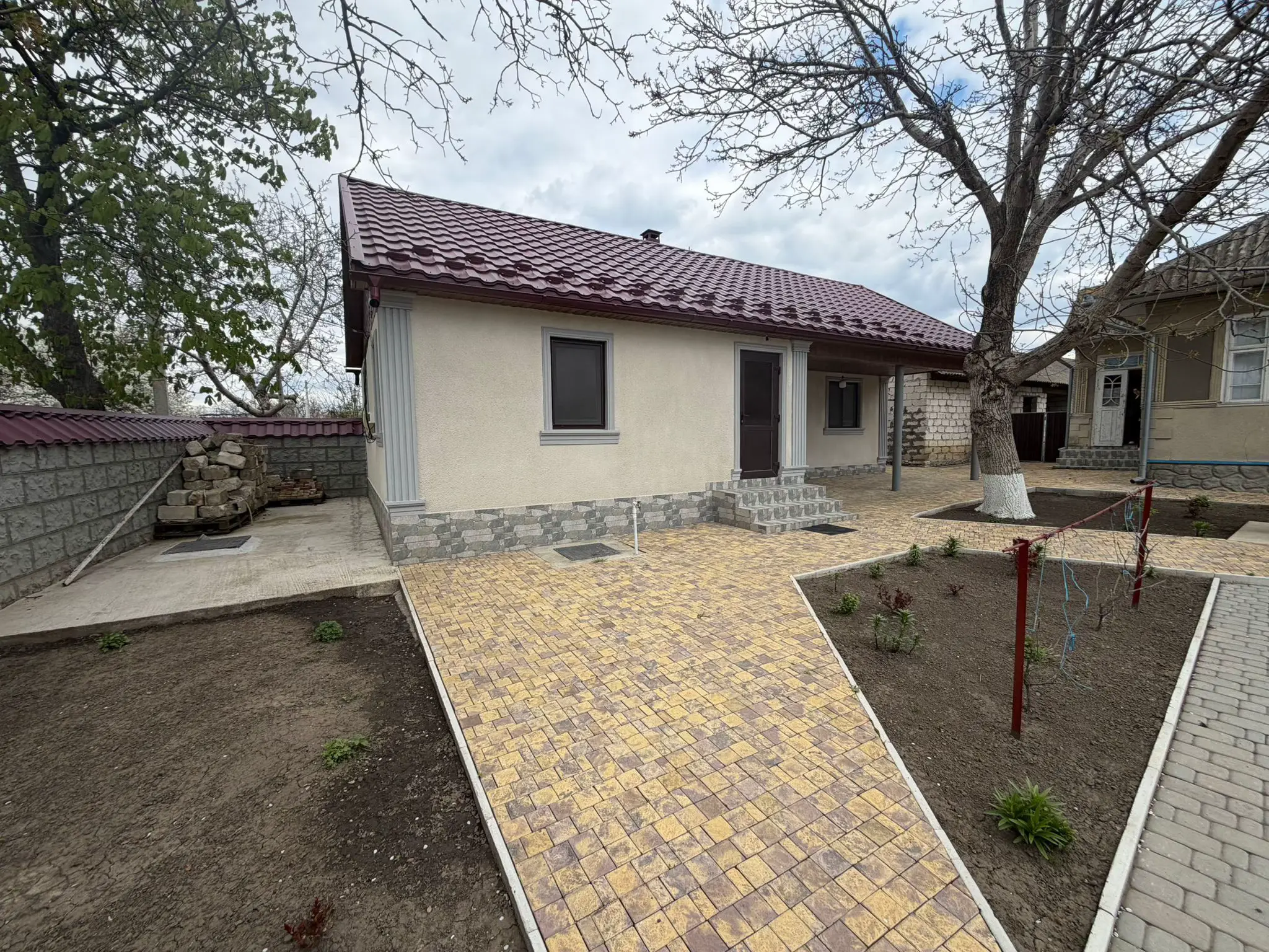 Image 9 of 17
