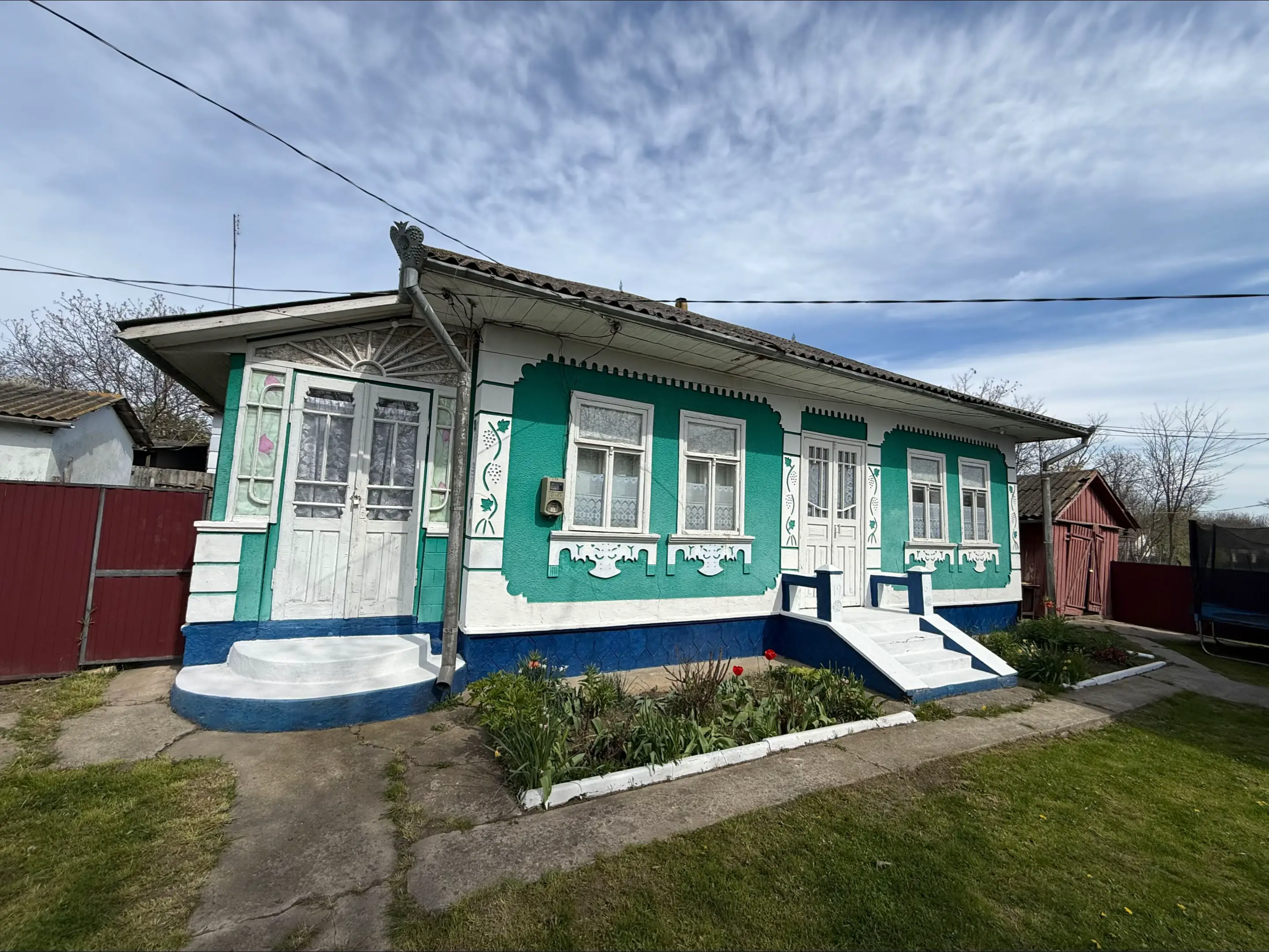 Image 10 of 24