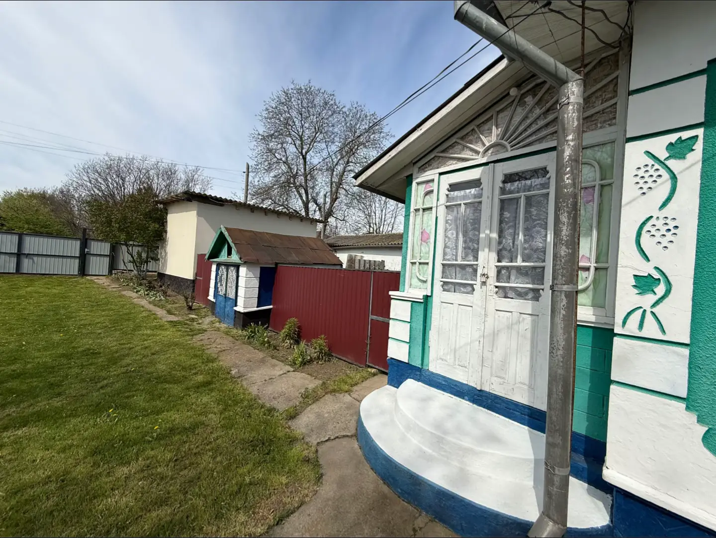 Image 12 of 24
