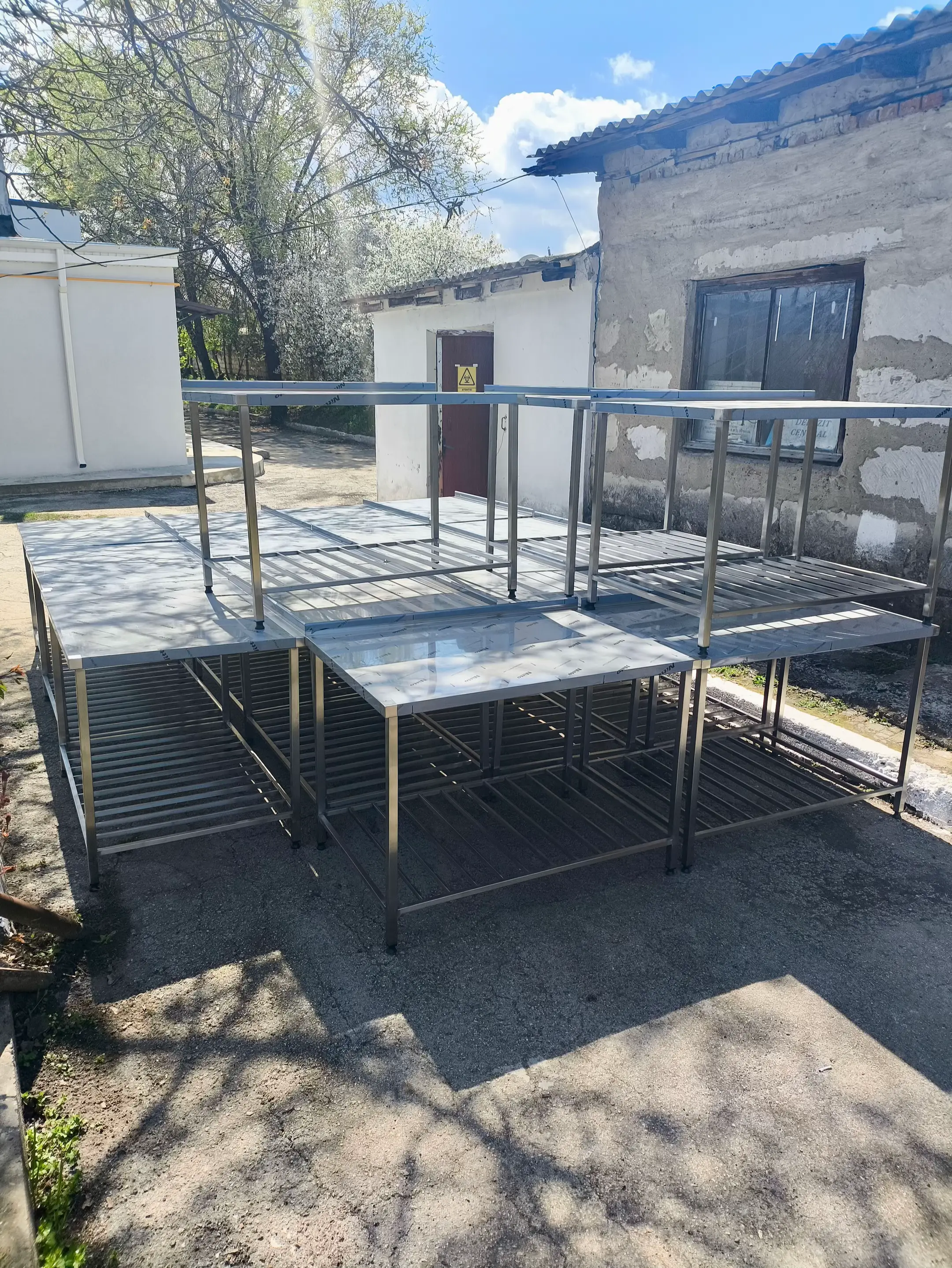 Image 4 of 7