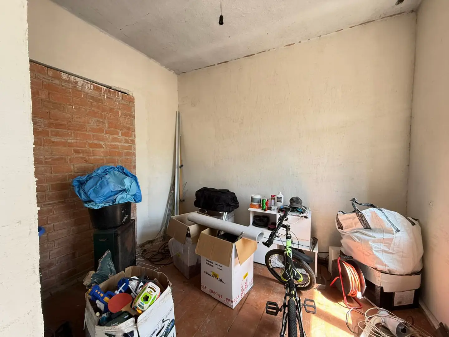 Image 10 of 24
