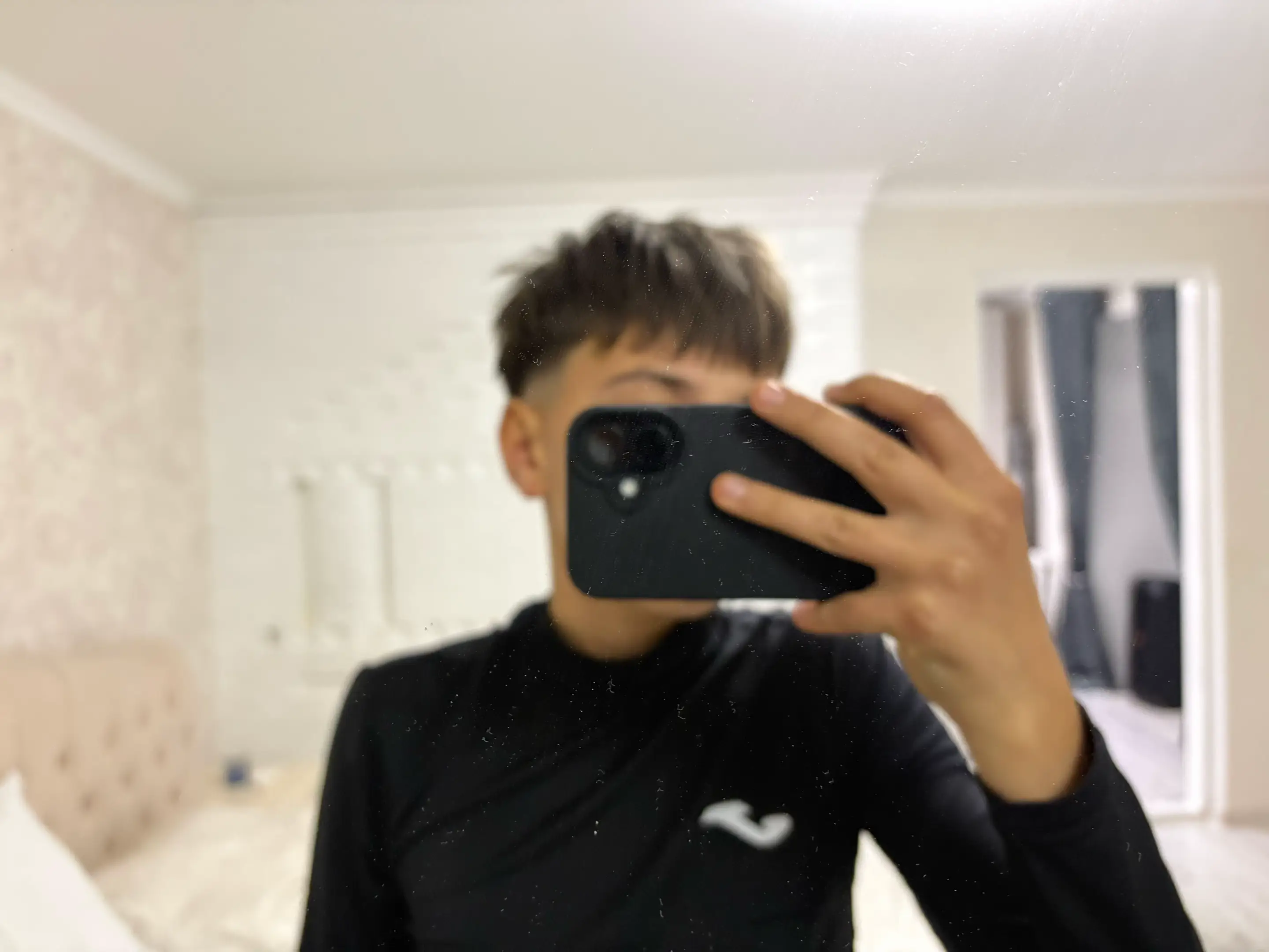 Image 2 of 3