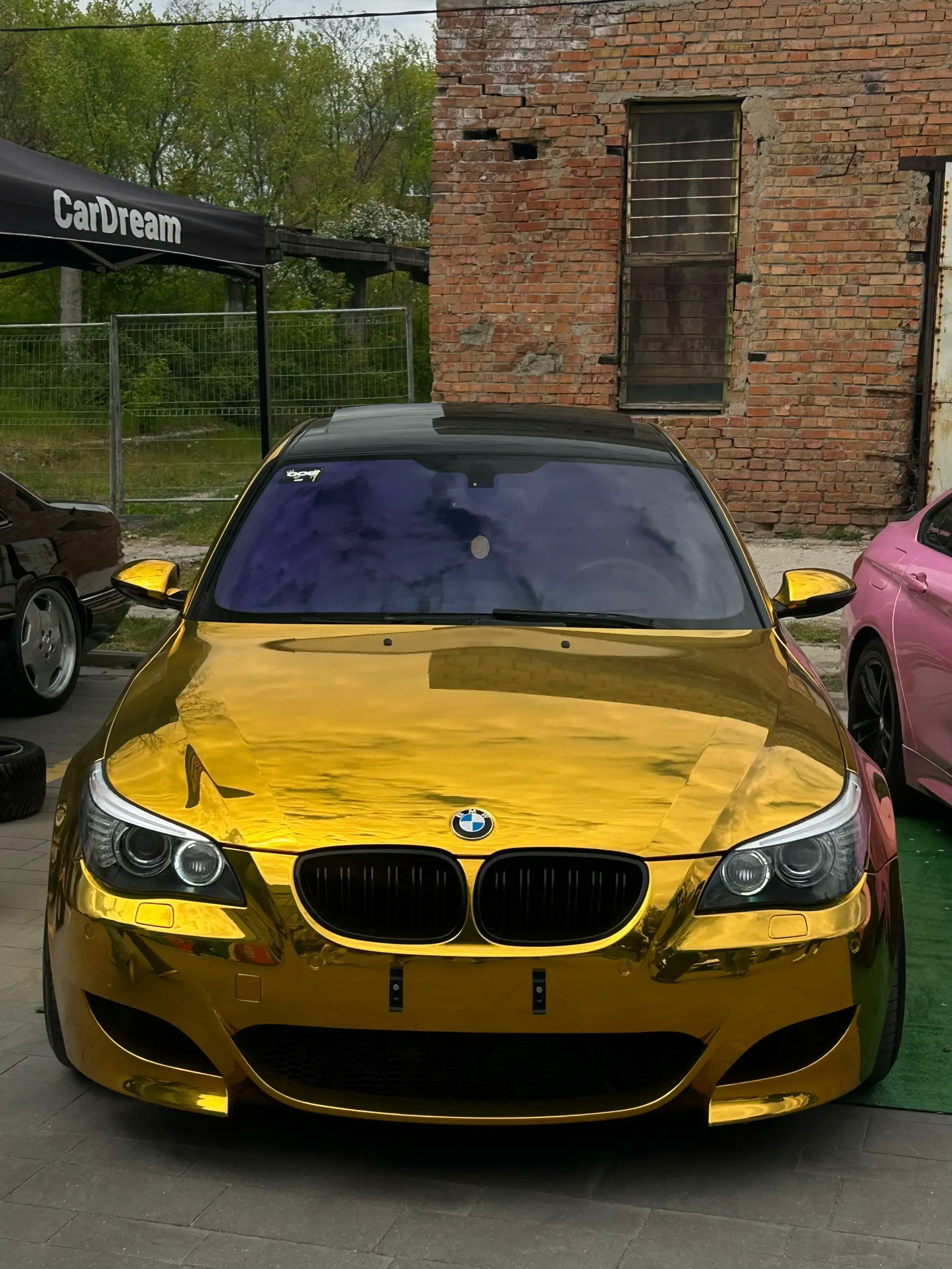 Image 1 of 5