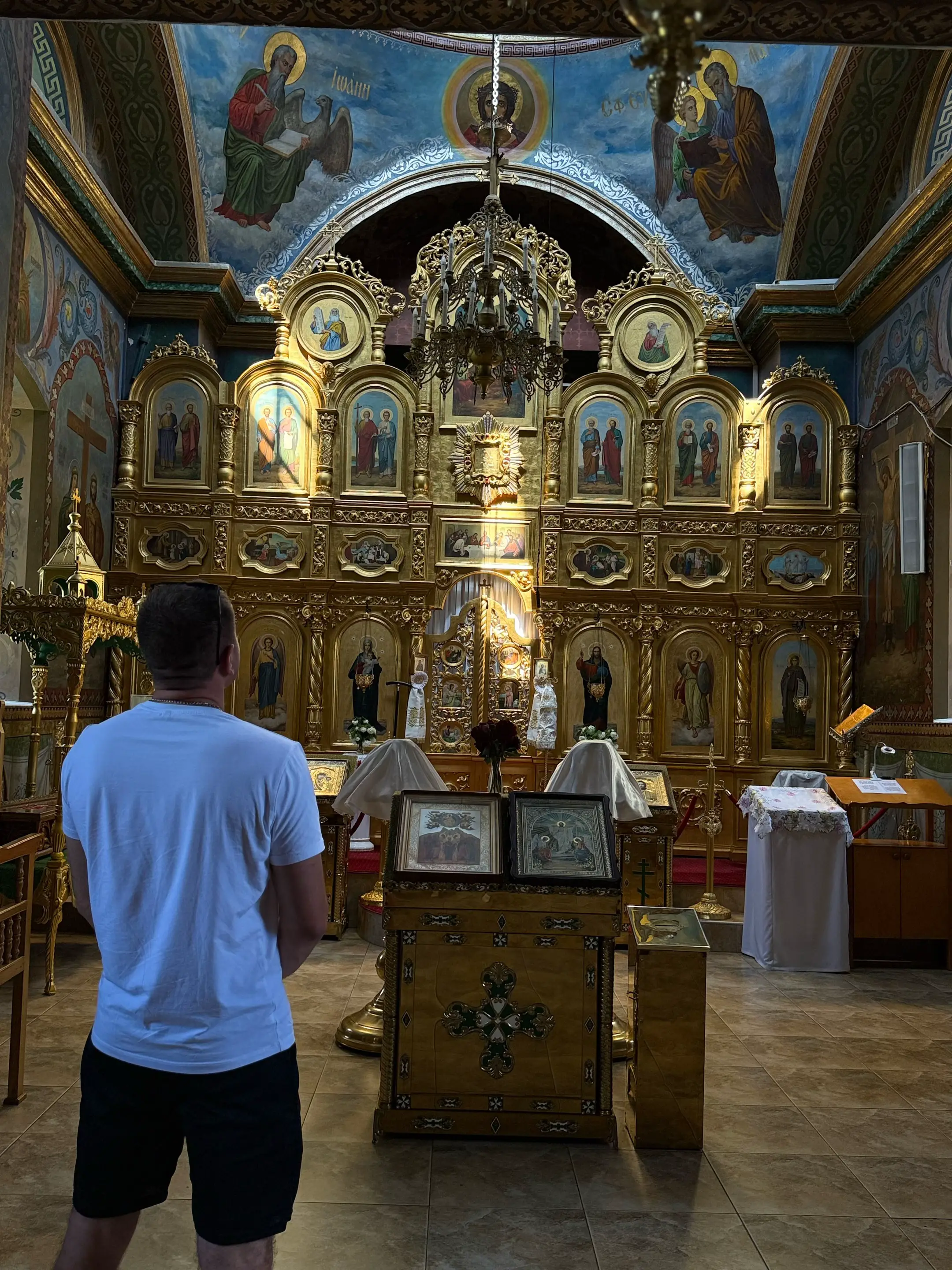 Image 4 of 8