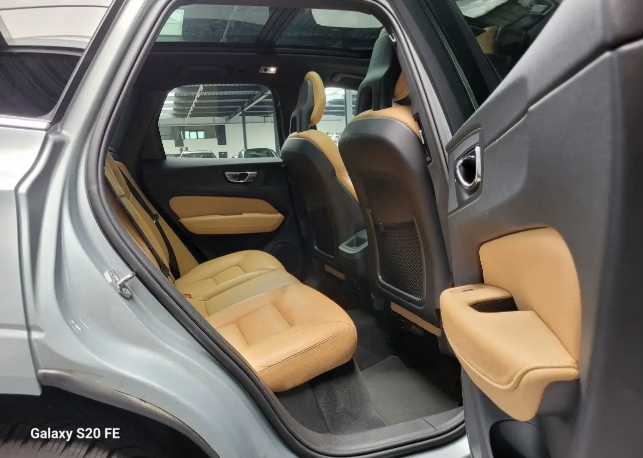 Image 12 of 18