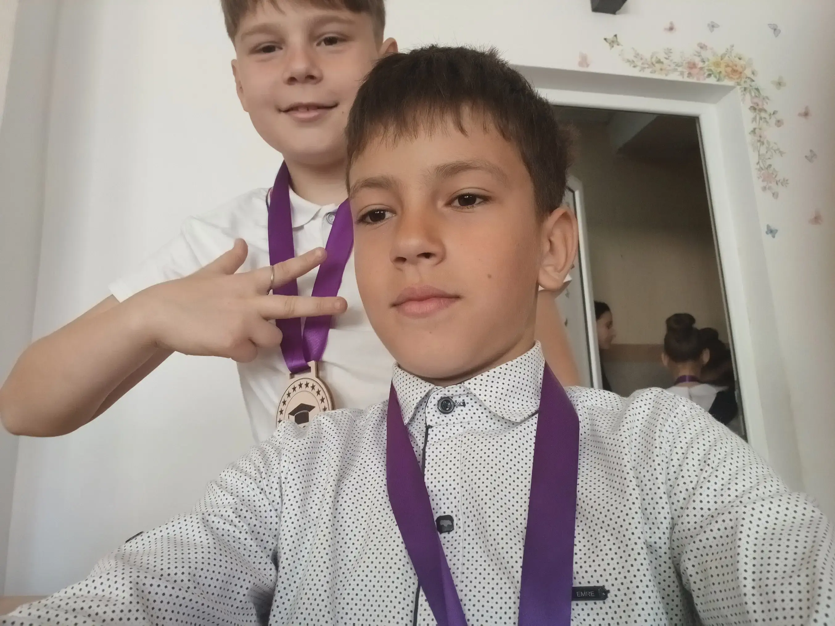Image 1 of 2