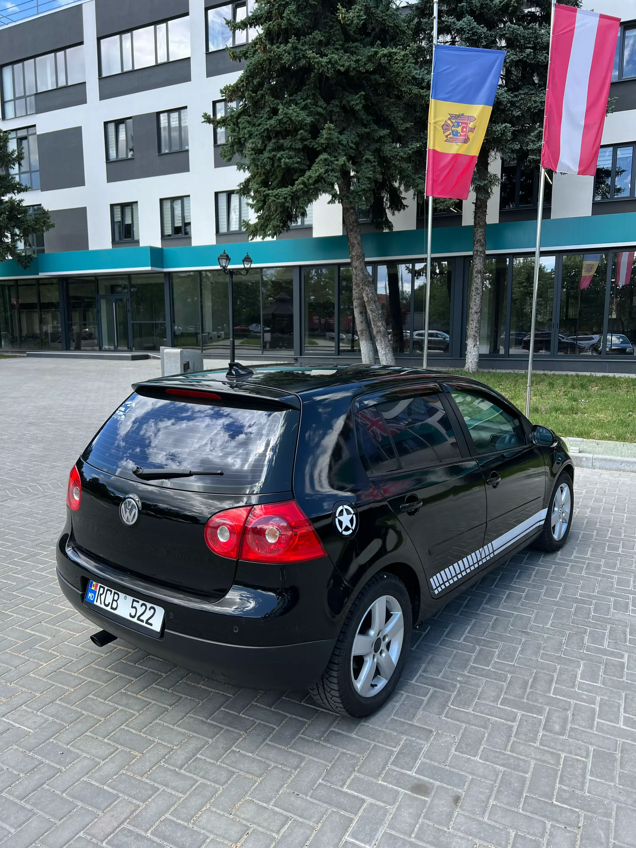 Image 5 of 10