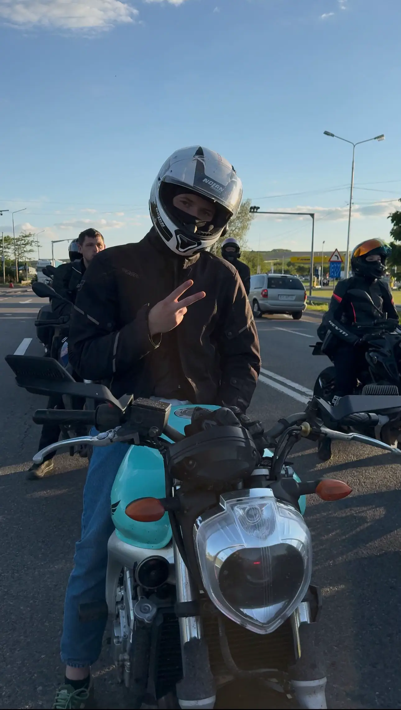 Image 10 of 24