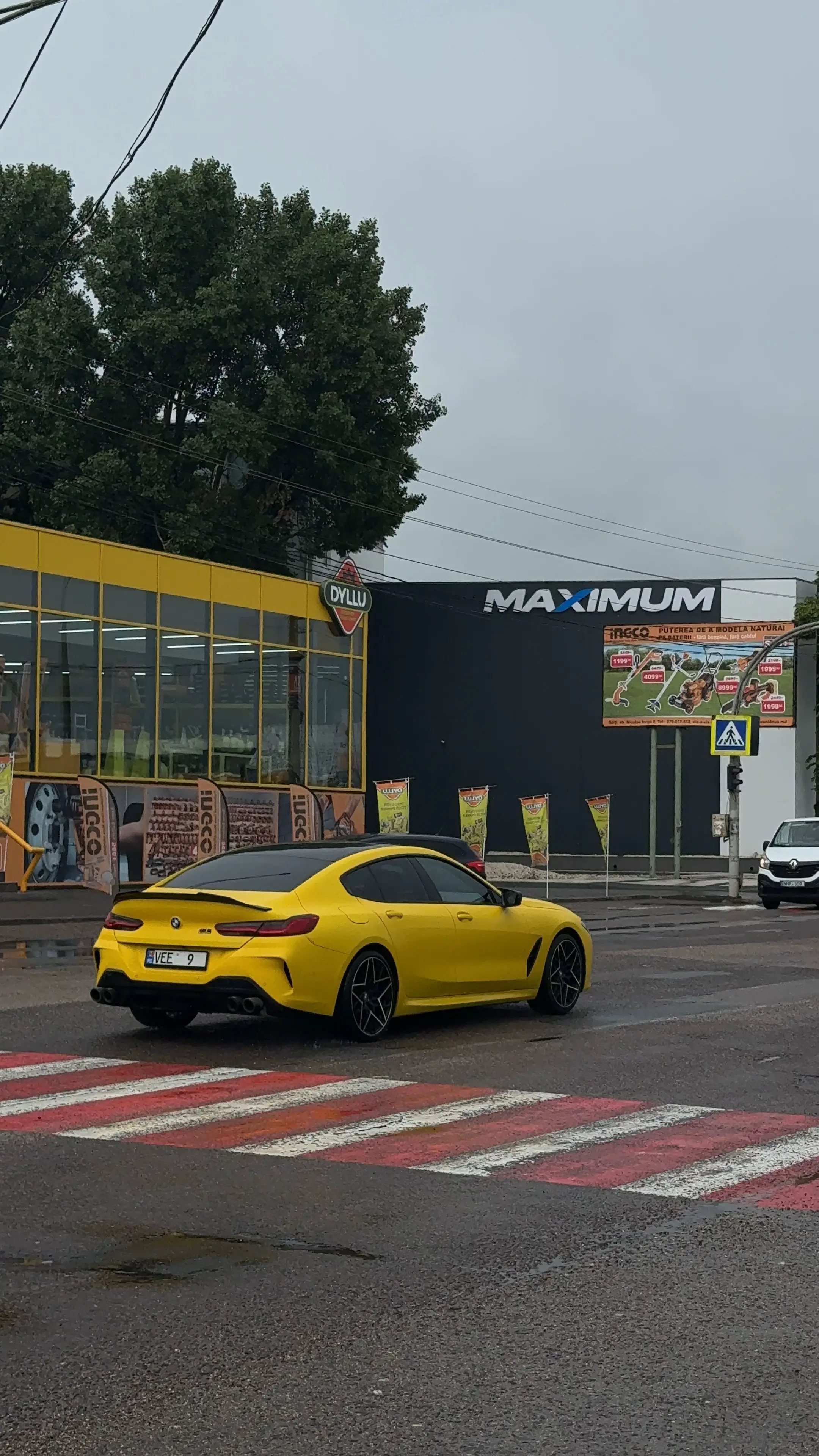 Image 2 of 6