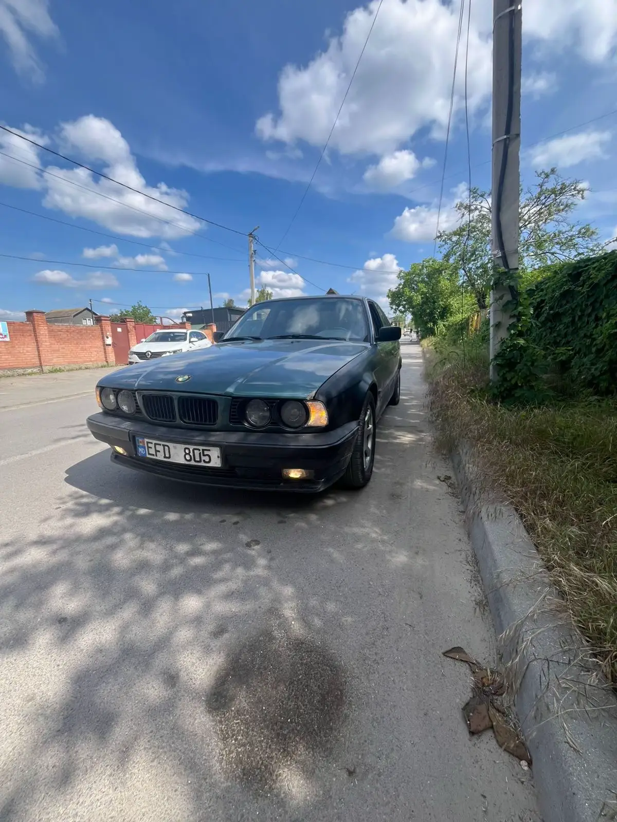 Image 2 of 6
