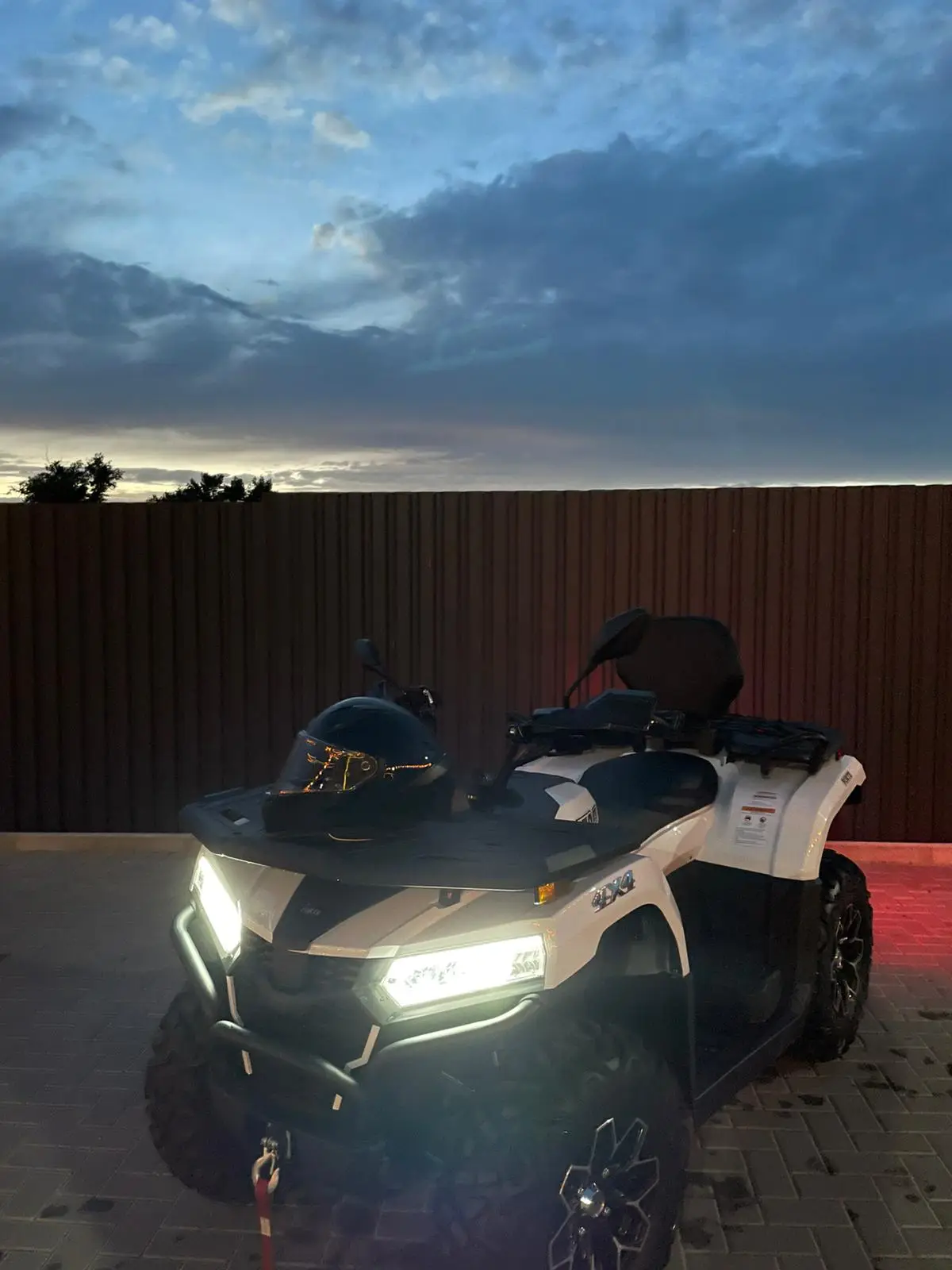 Image 1 of 5