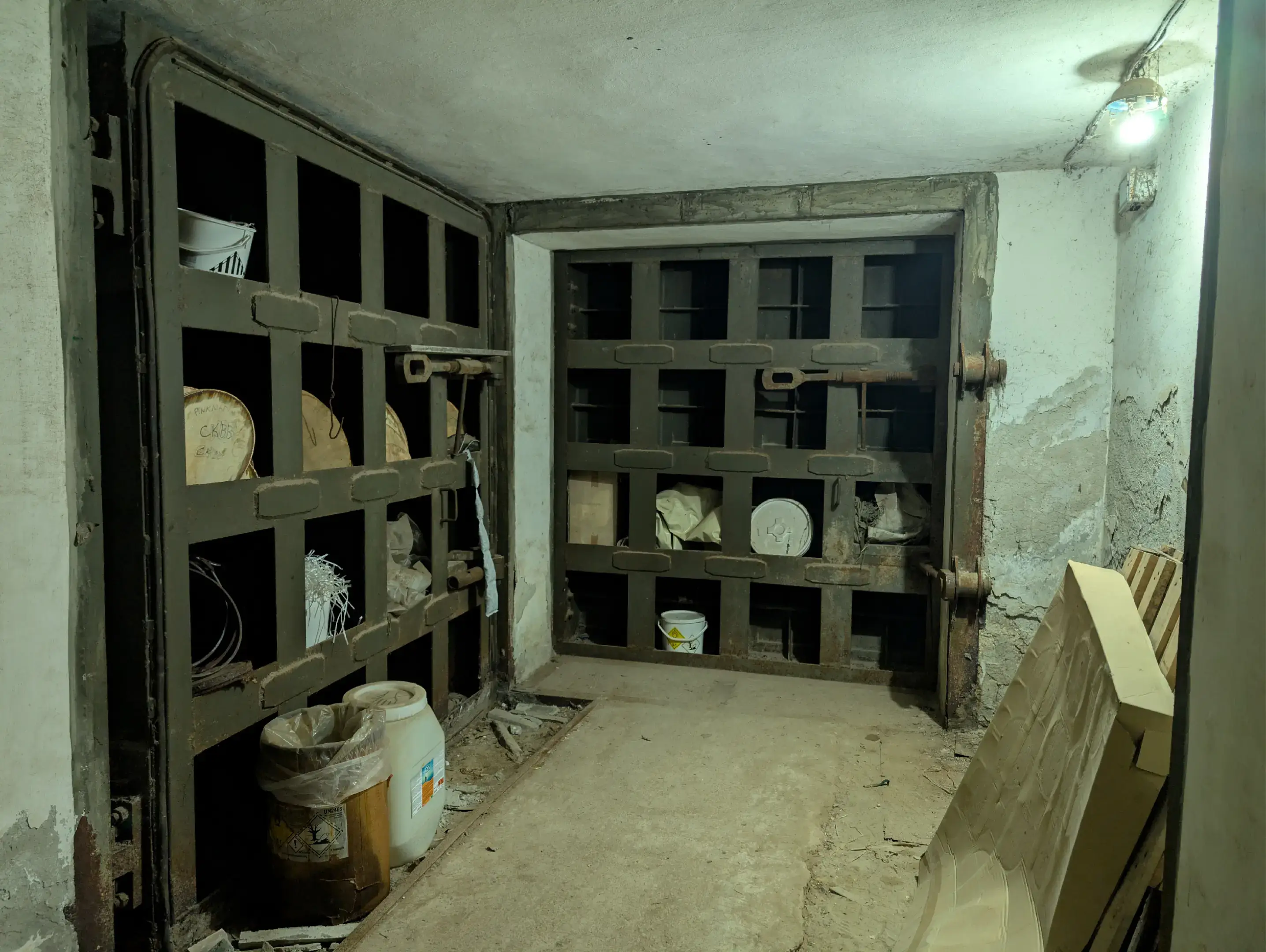 Image 3 of 15