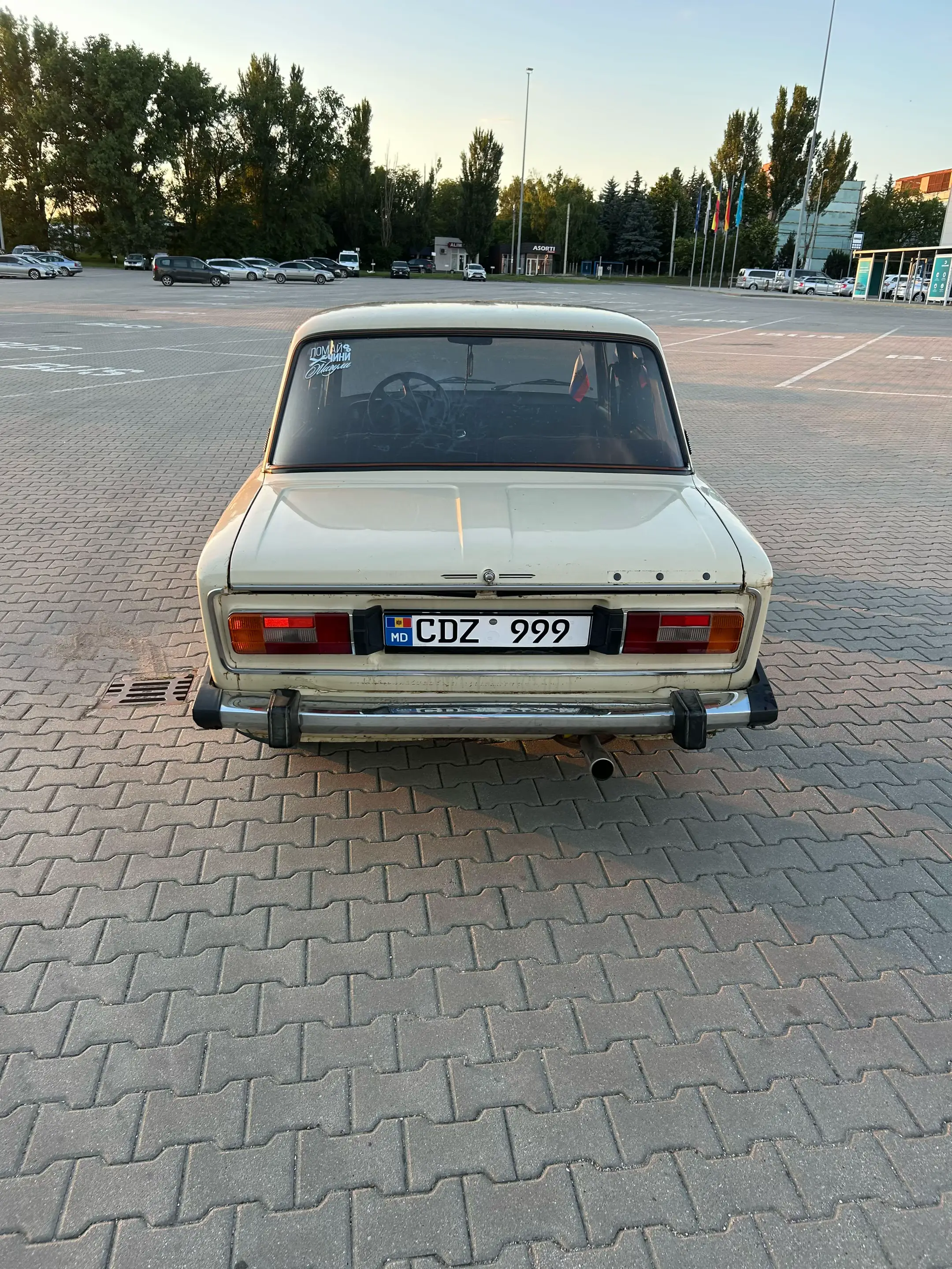 Image 5 of 11