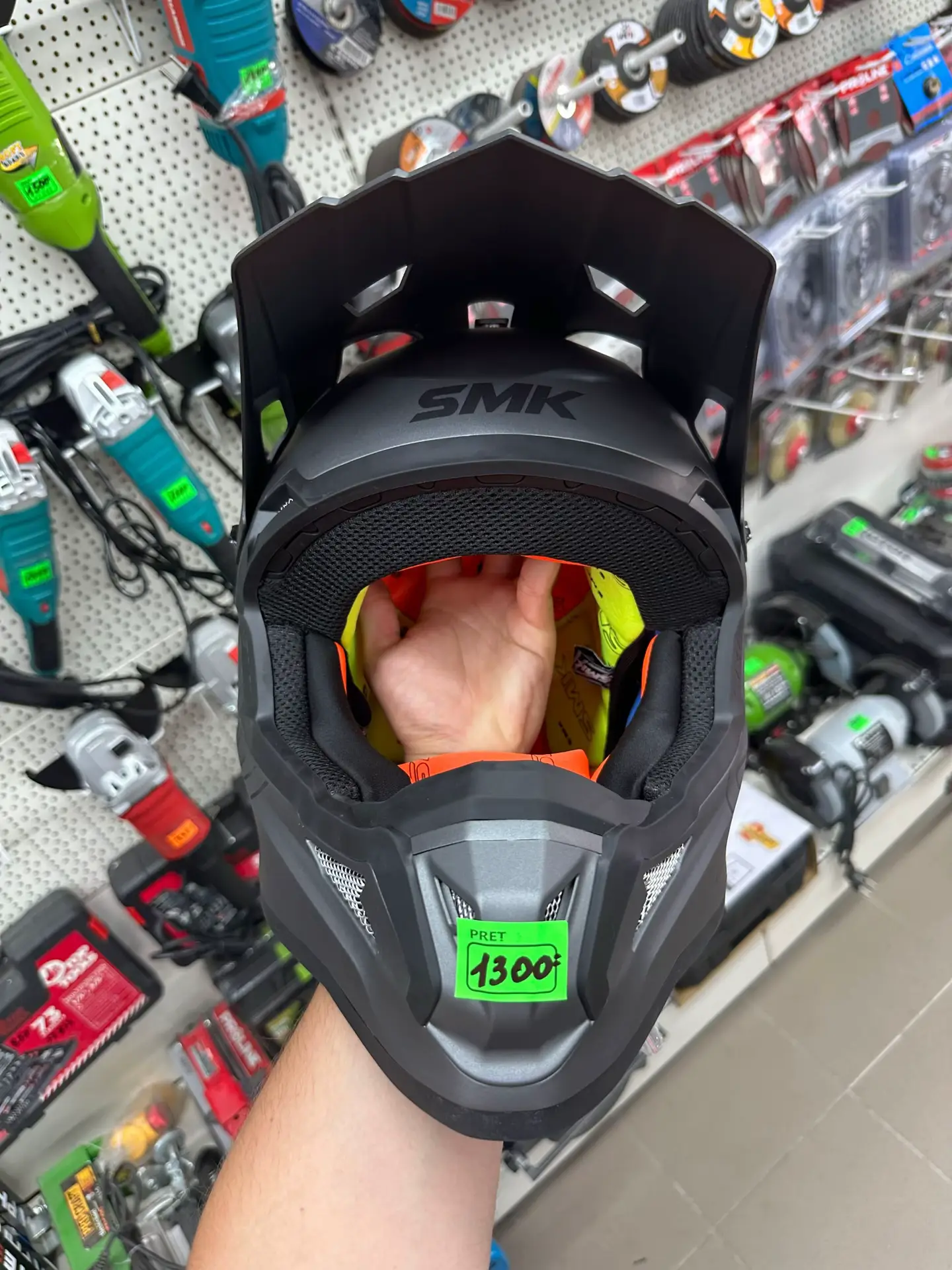 Image 6 of 22