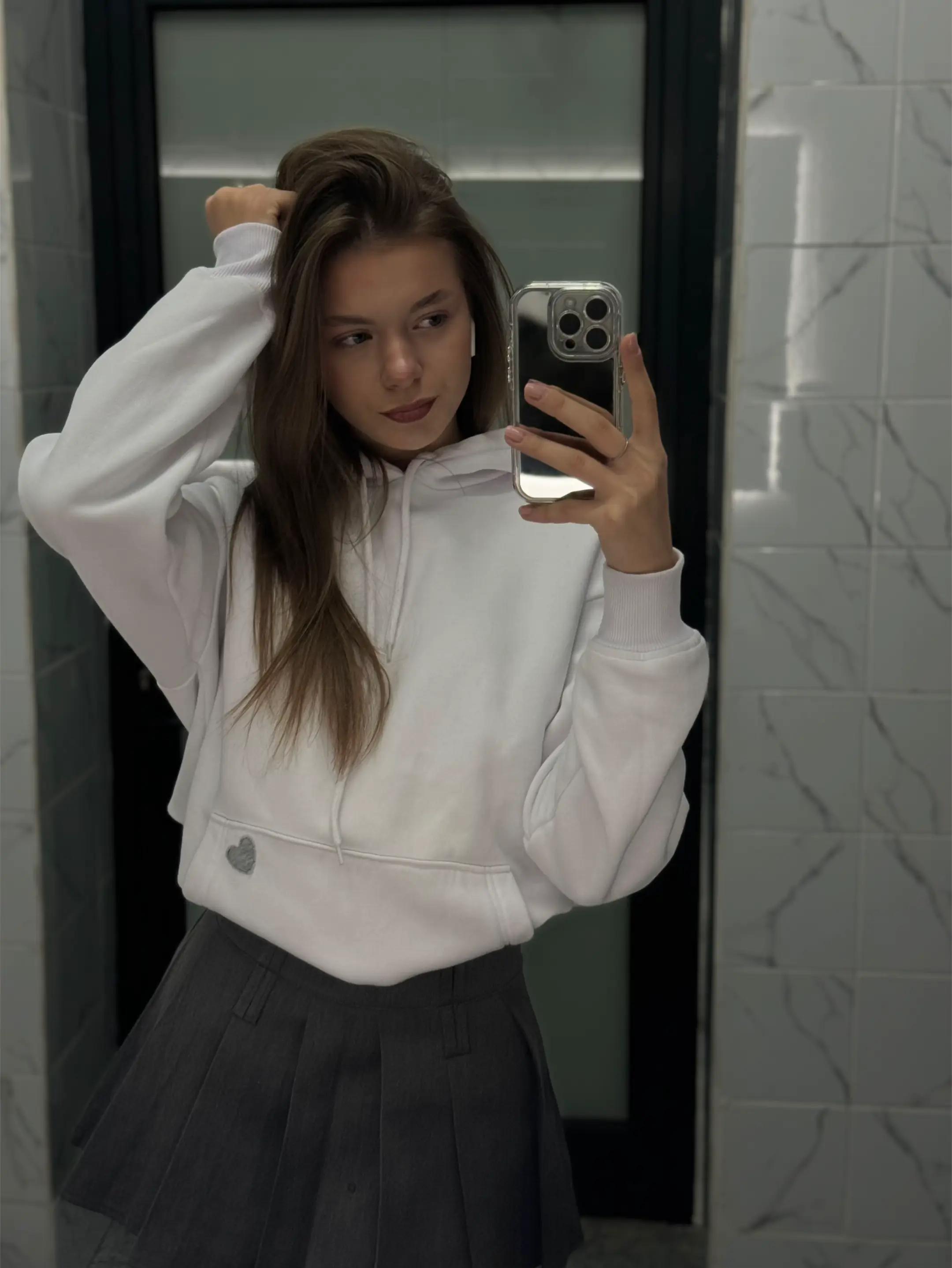 Image 15 of 18