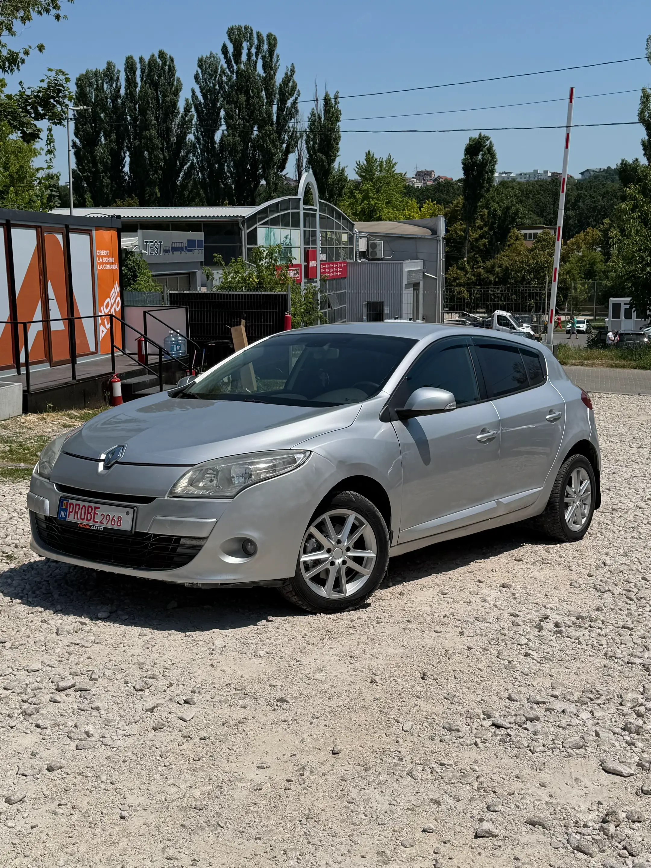 Image 2 of 10