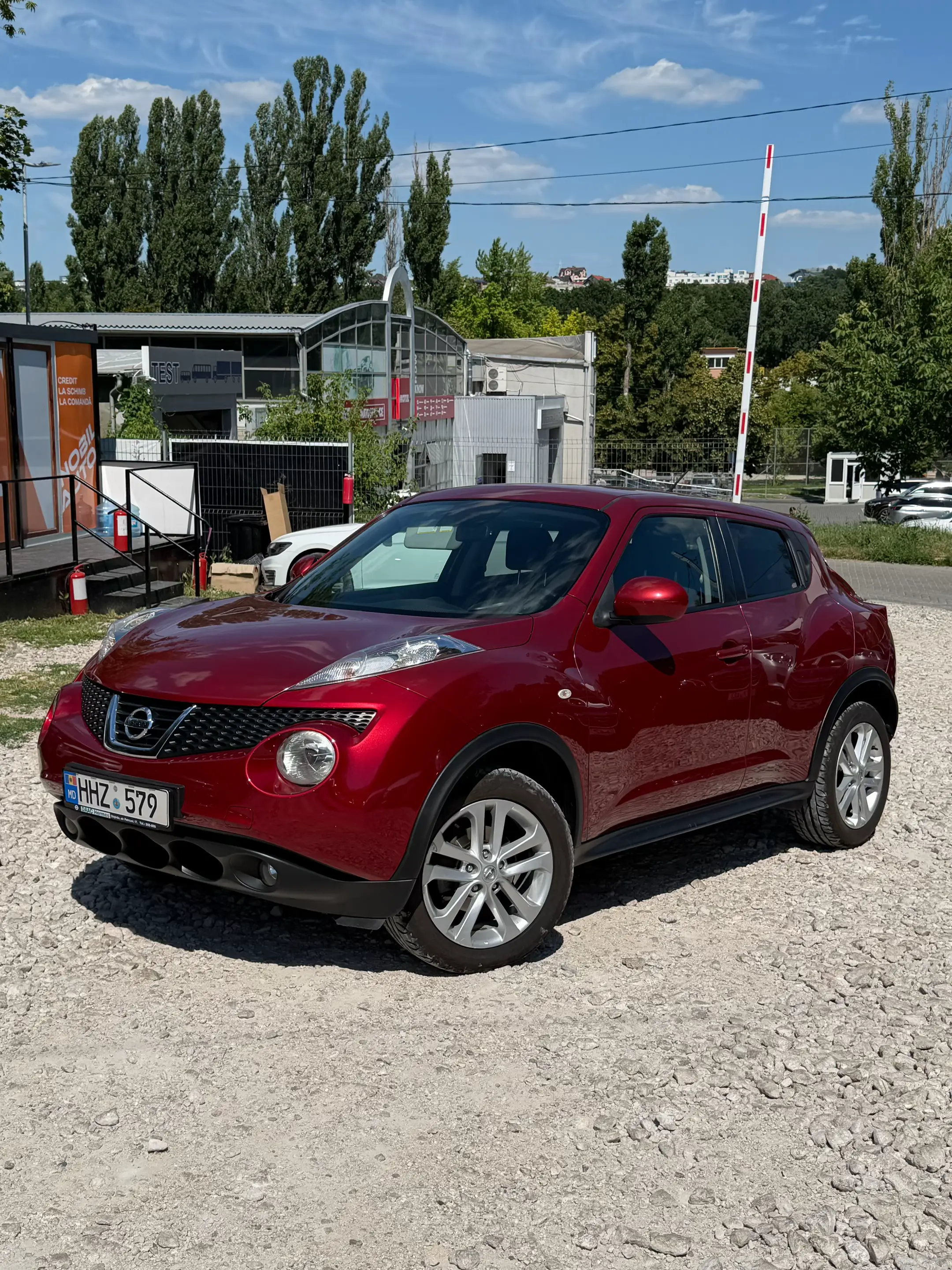 Image 2 of 10