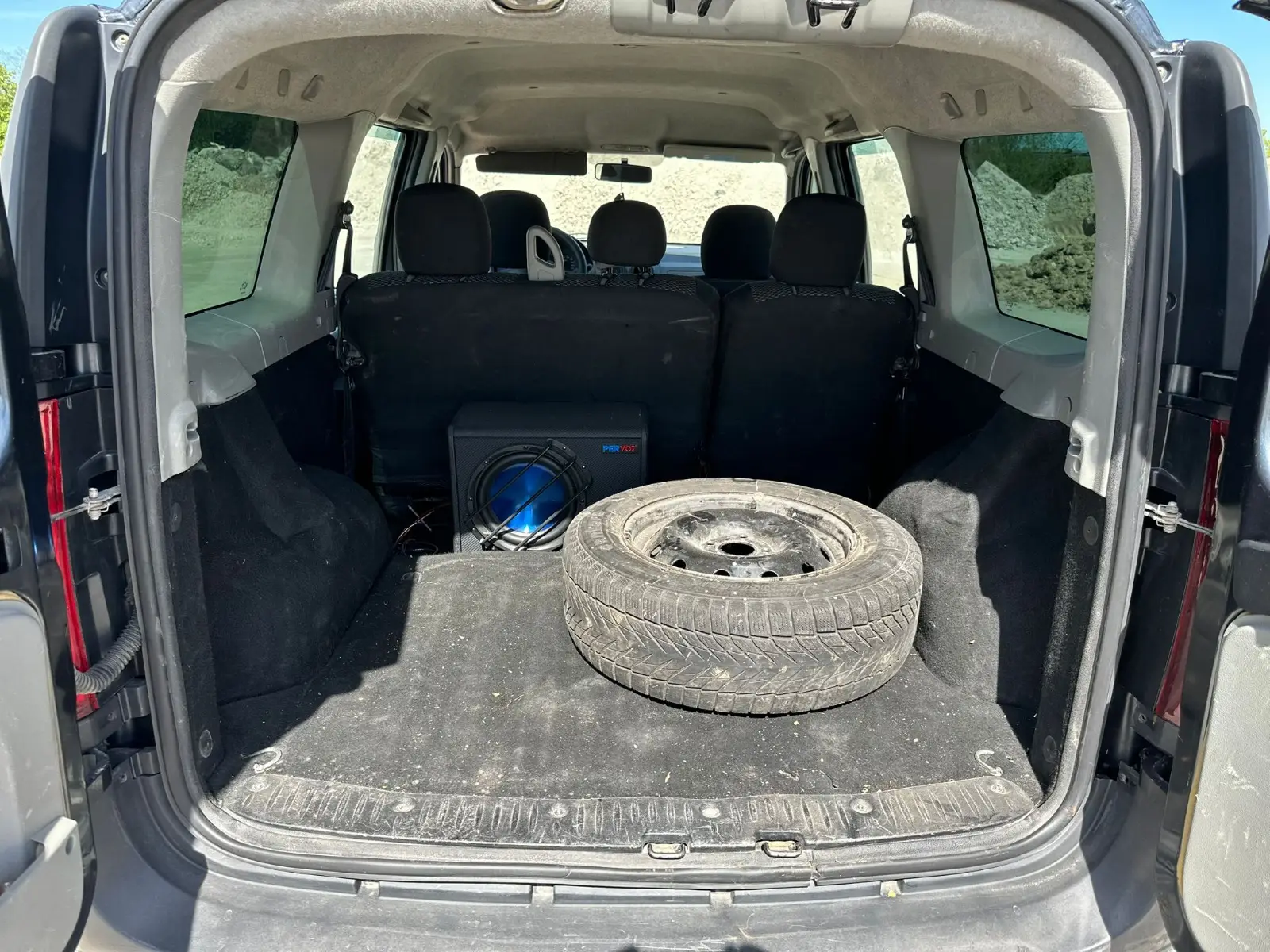 Image 10 of 10