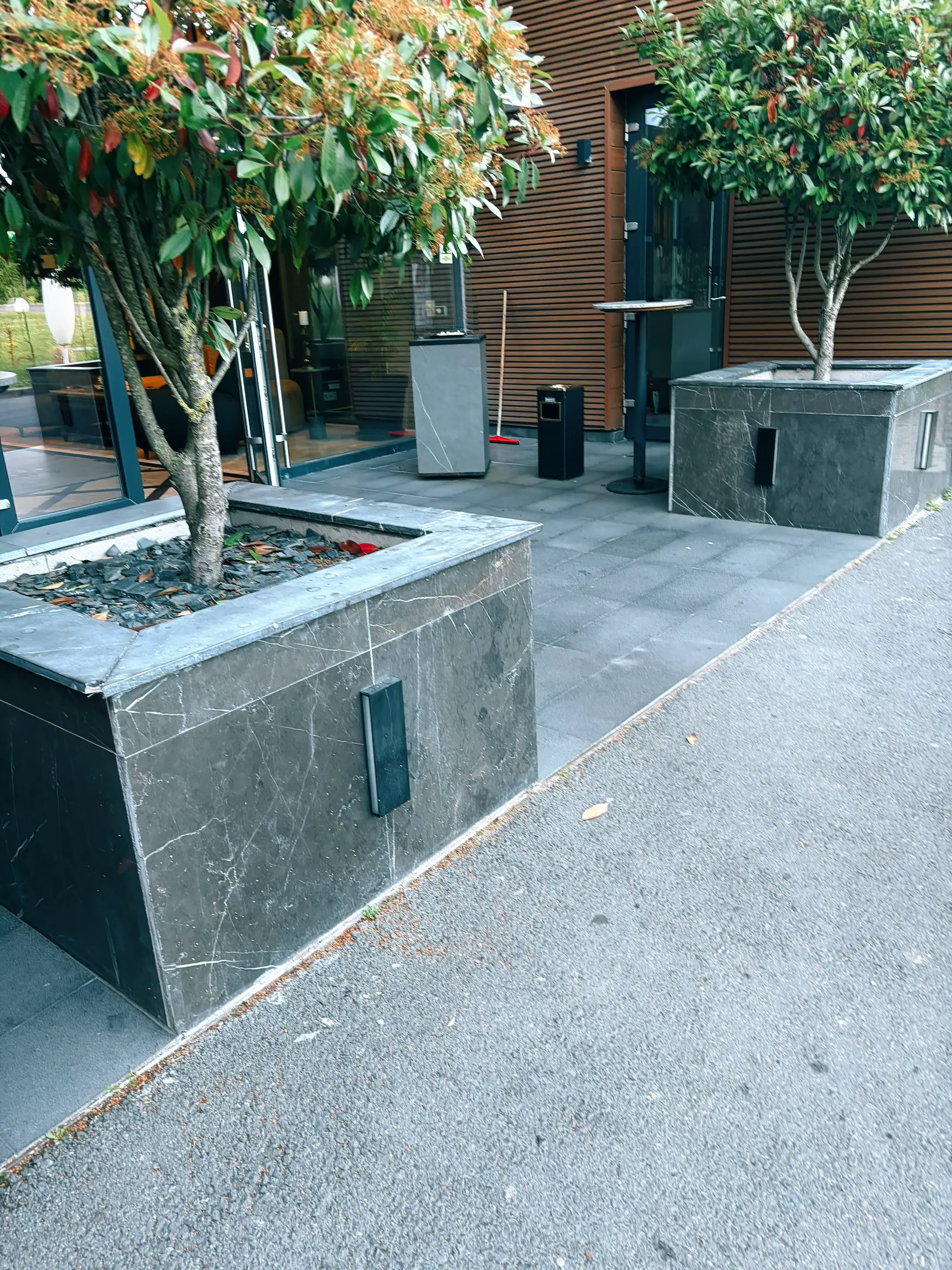 Image 10 of 10