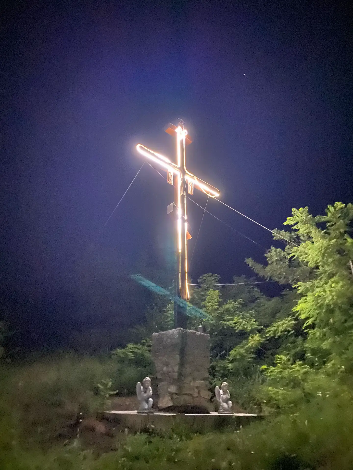 Image 5 of 20