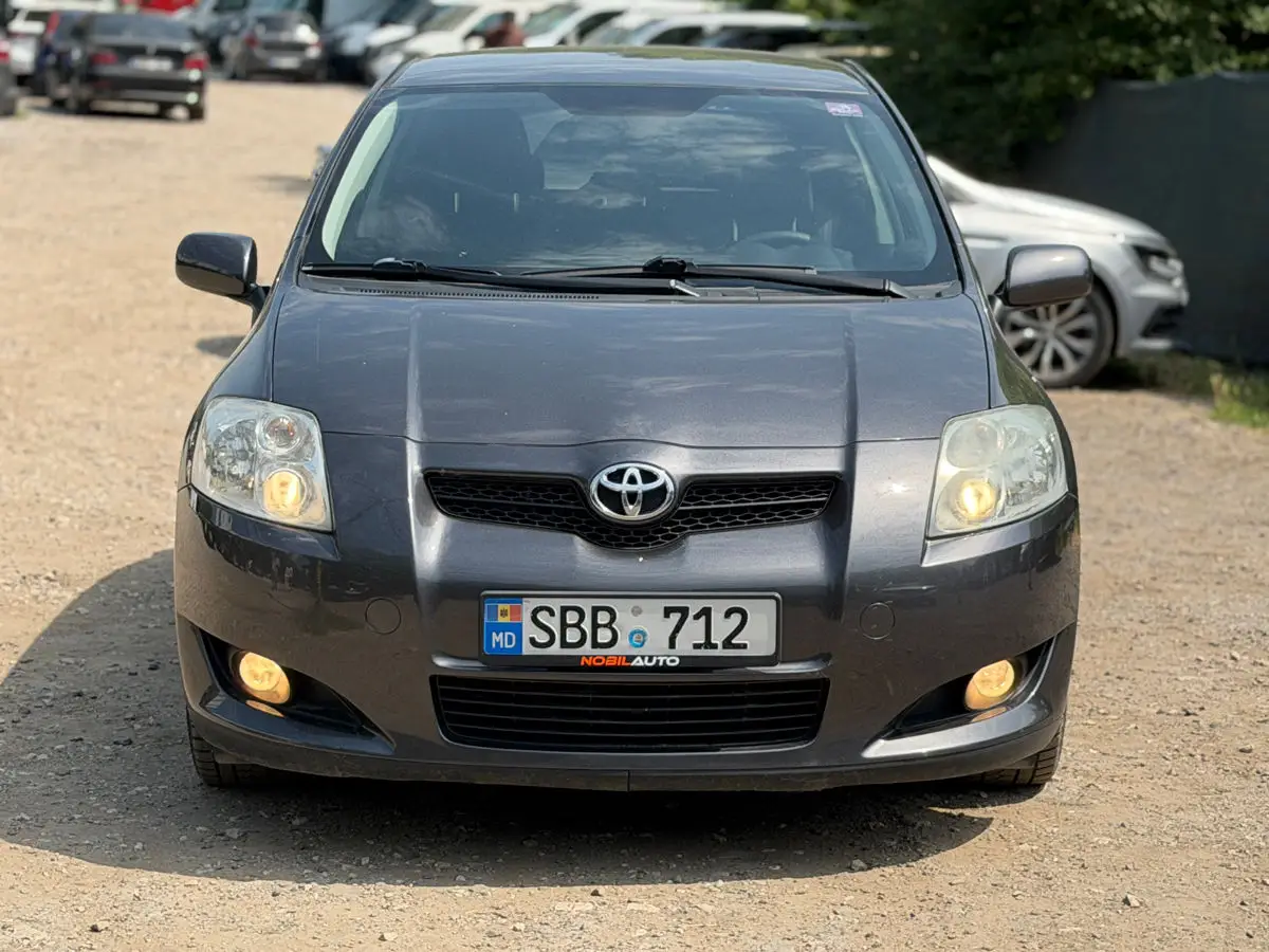 Image 3 of 9