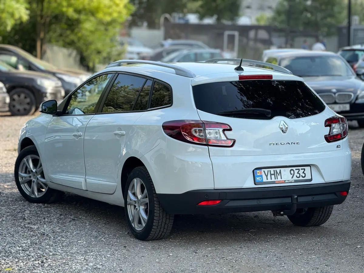 Image 5 of 11