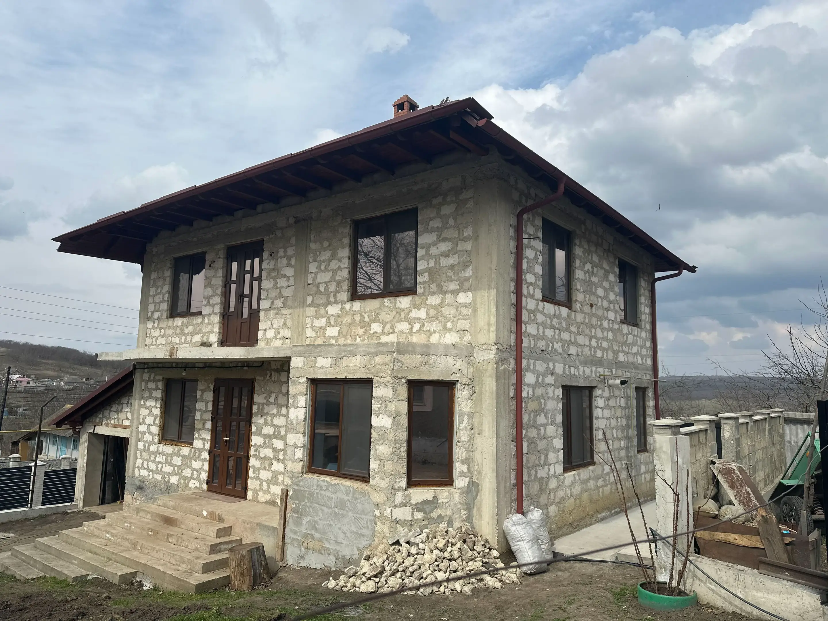 Image 1 of 21