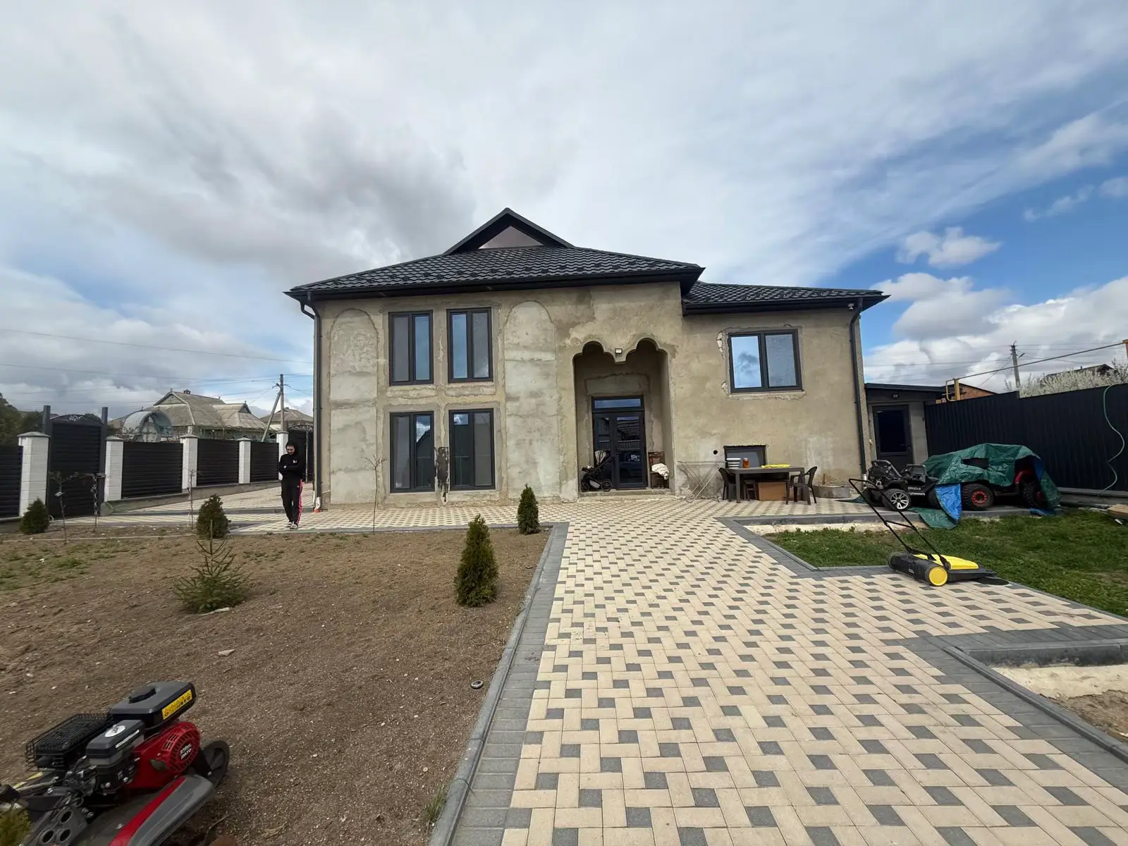 Image 7 of 21