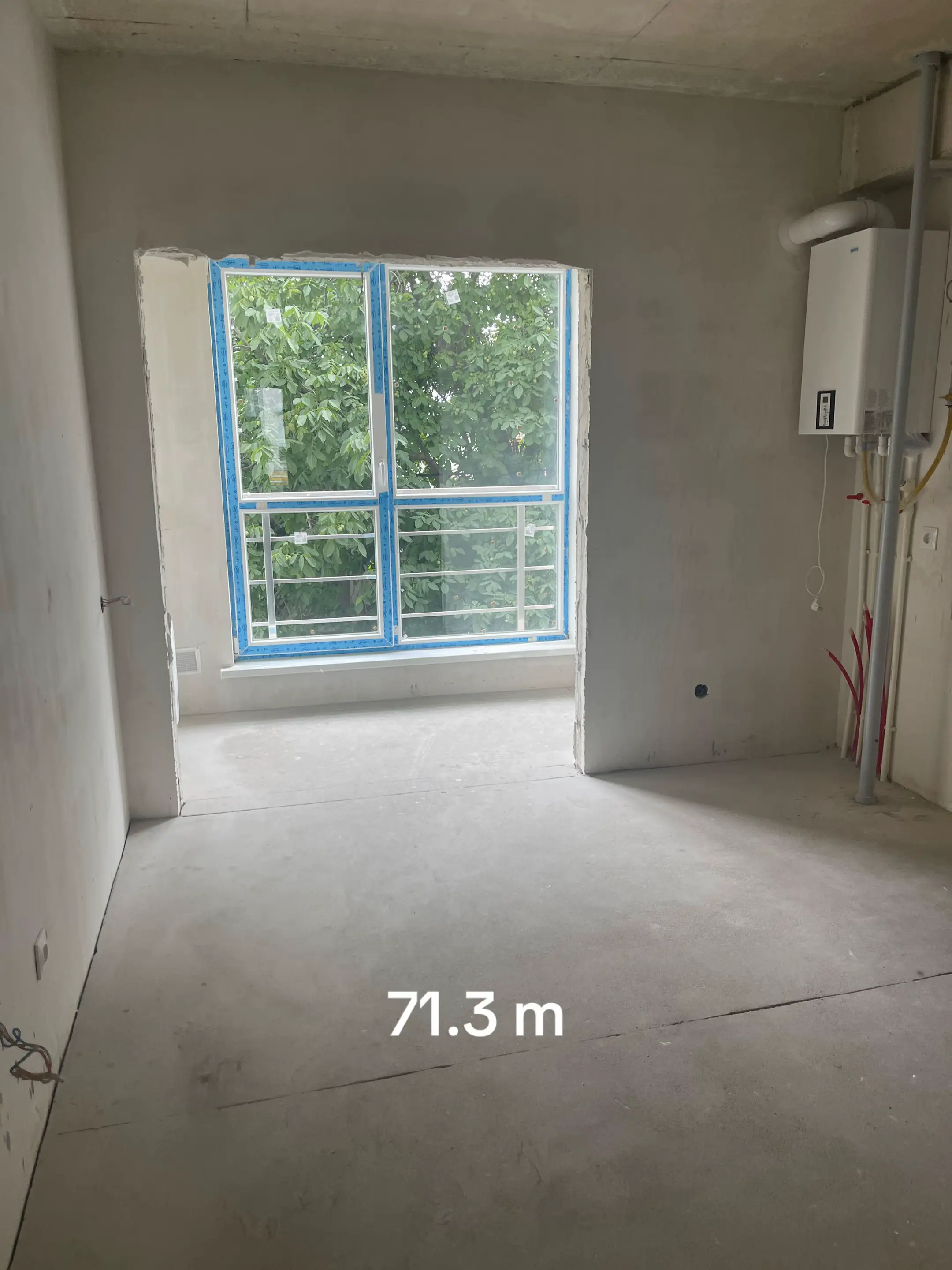 Image 4 of 8