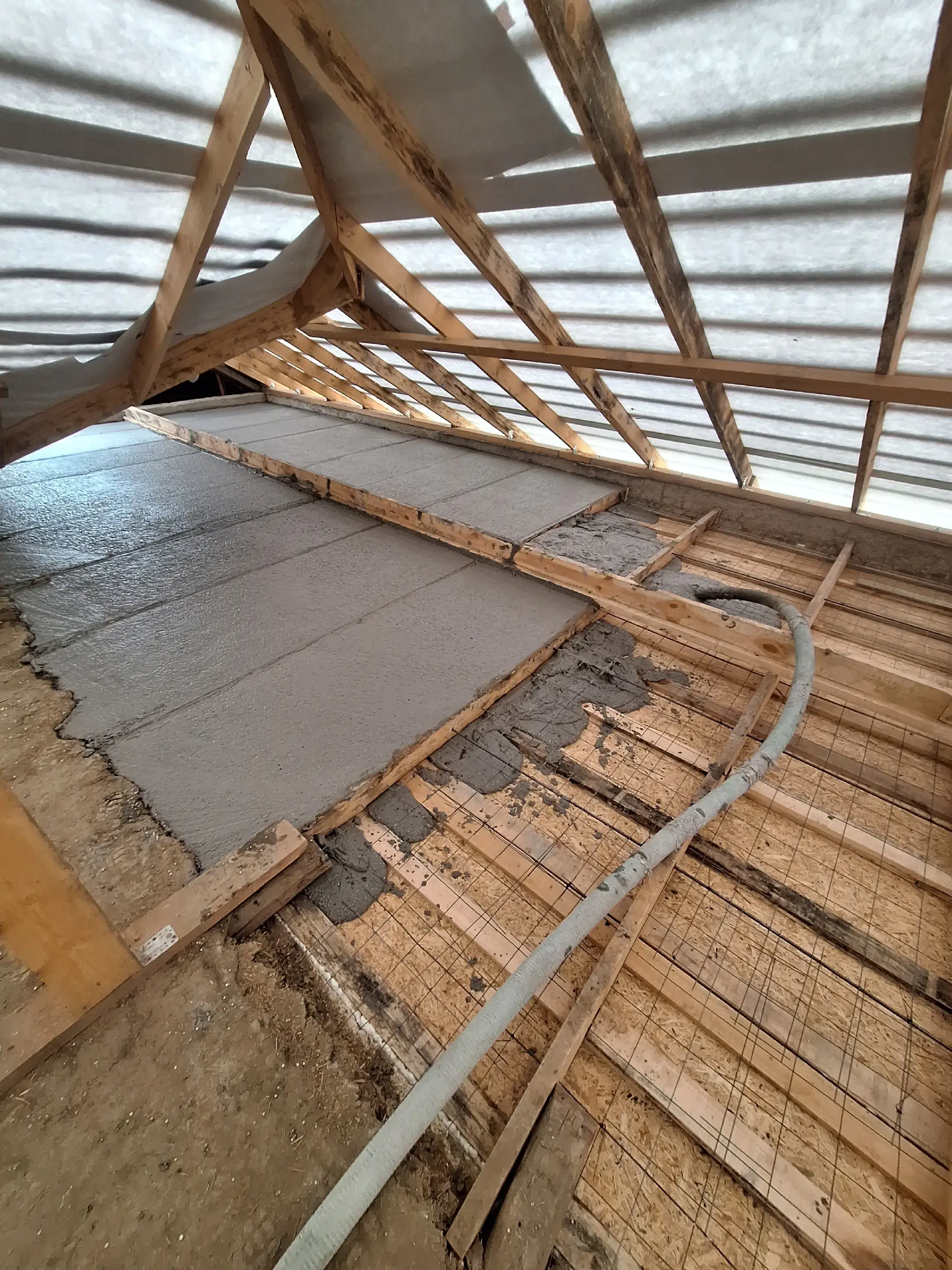 Image 3 of 4