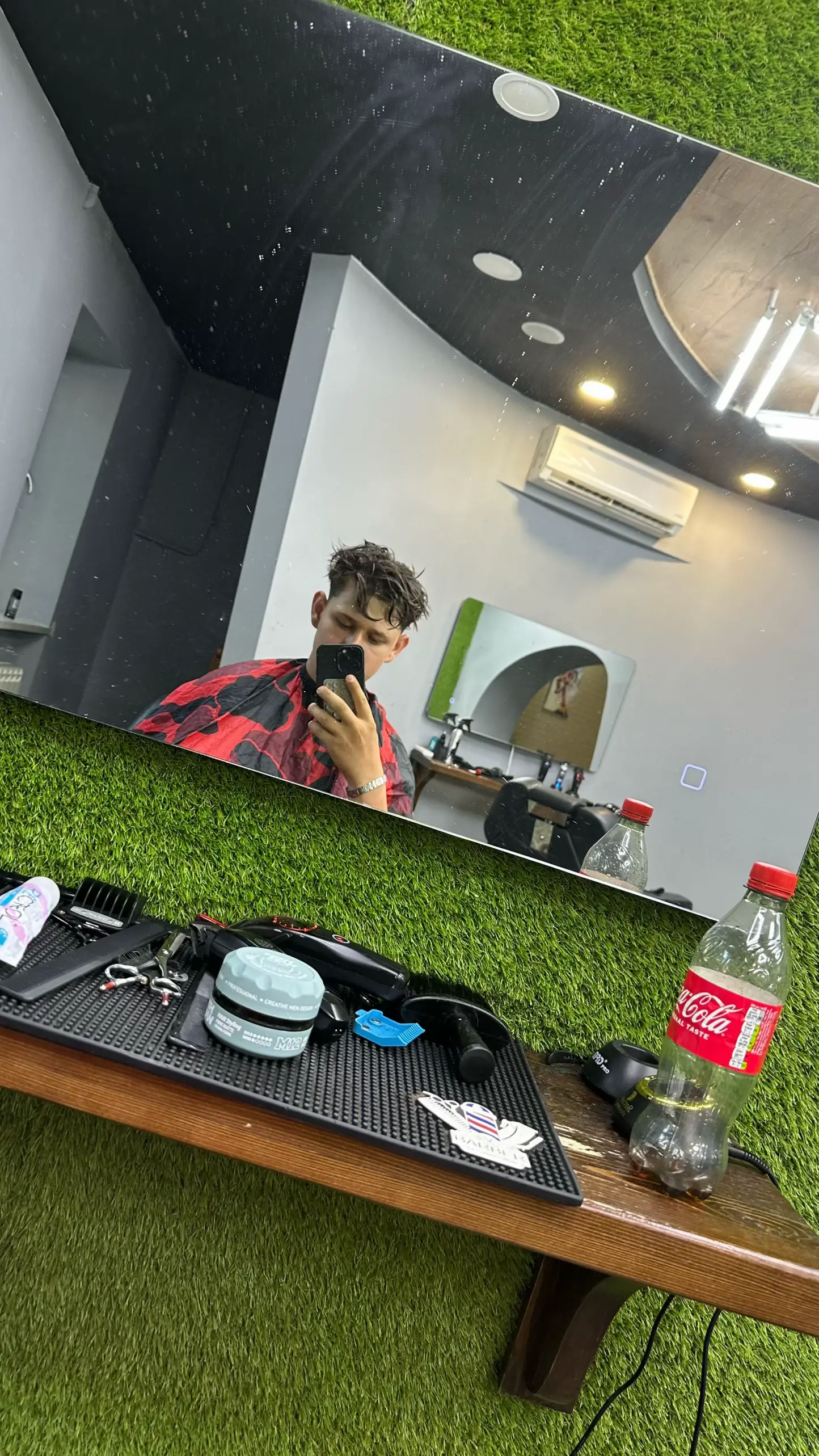 Image 4 of 24
